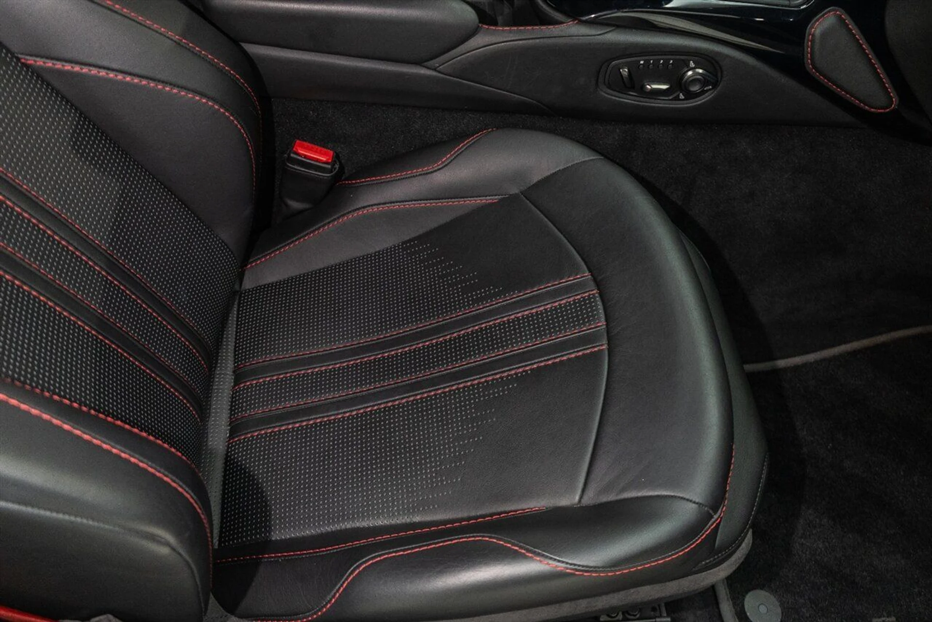 mph057_4016416500_d9c3a6dfa1_1280_ca49892d6d