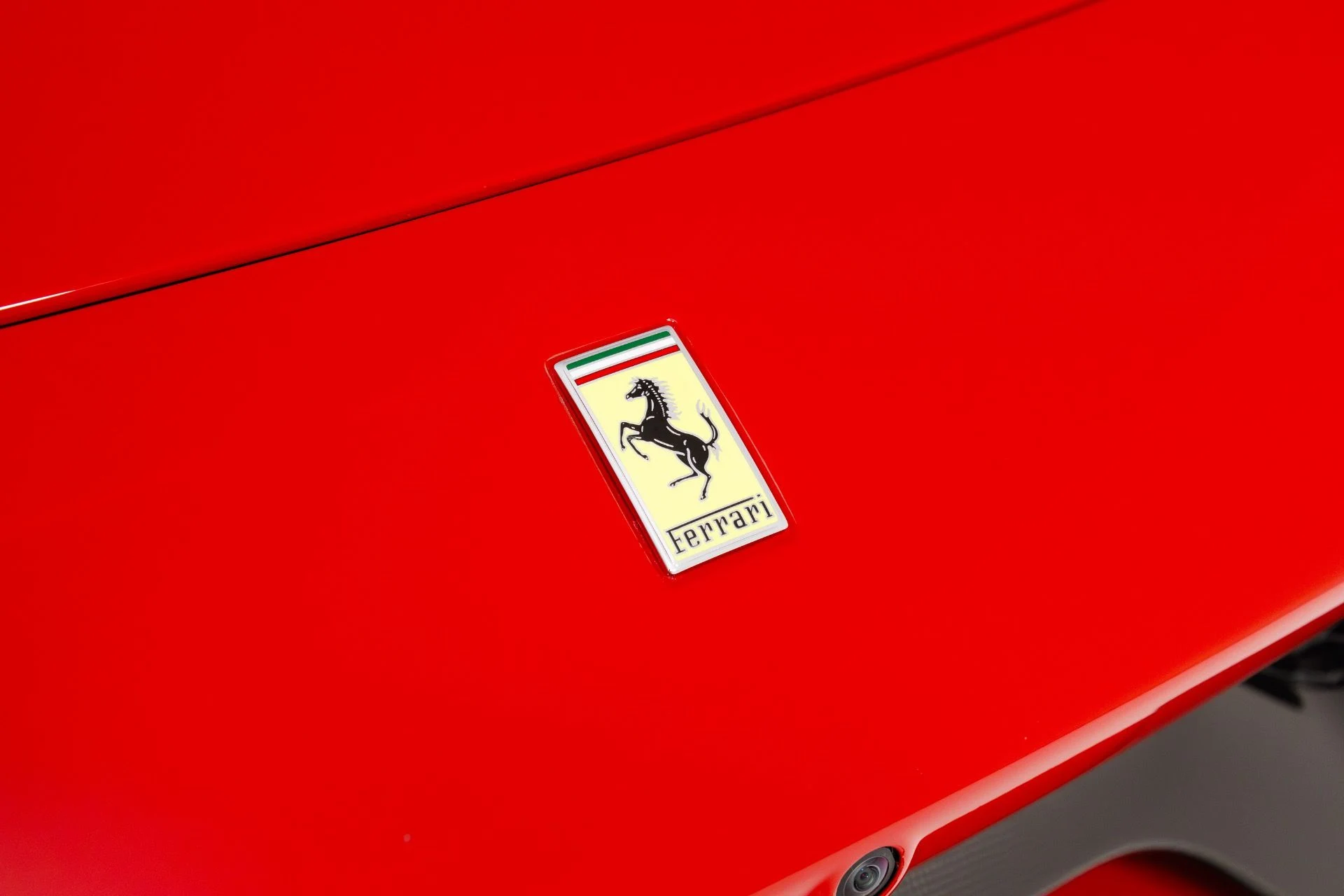 mph057_4028800418_Used_2019_Ferrari_488_Pista_1772733819_e212bc1264