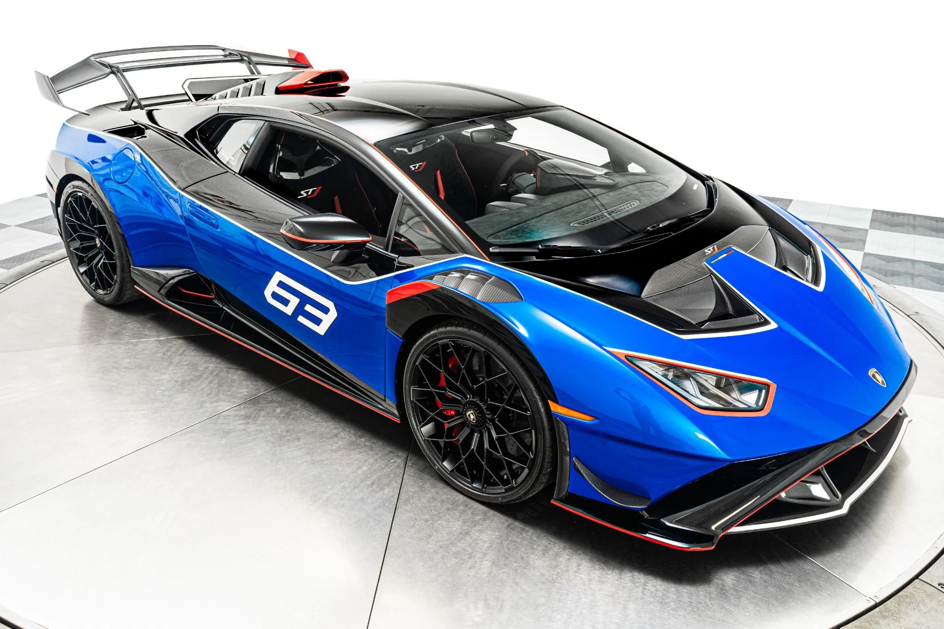 mph057_4051466176_Used_2024_Lamborghini_Huracan_STJ_1757002928_102ad870fa