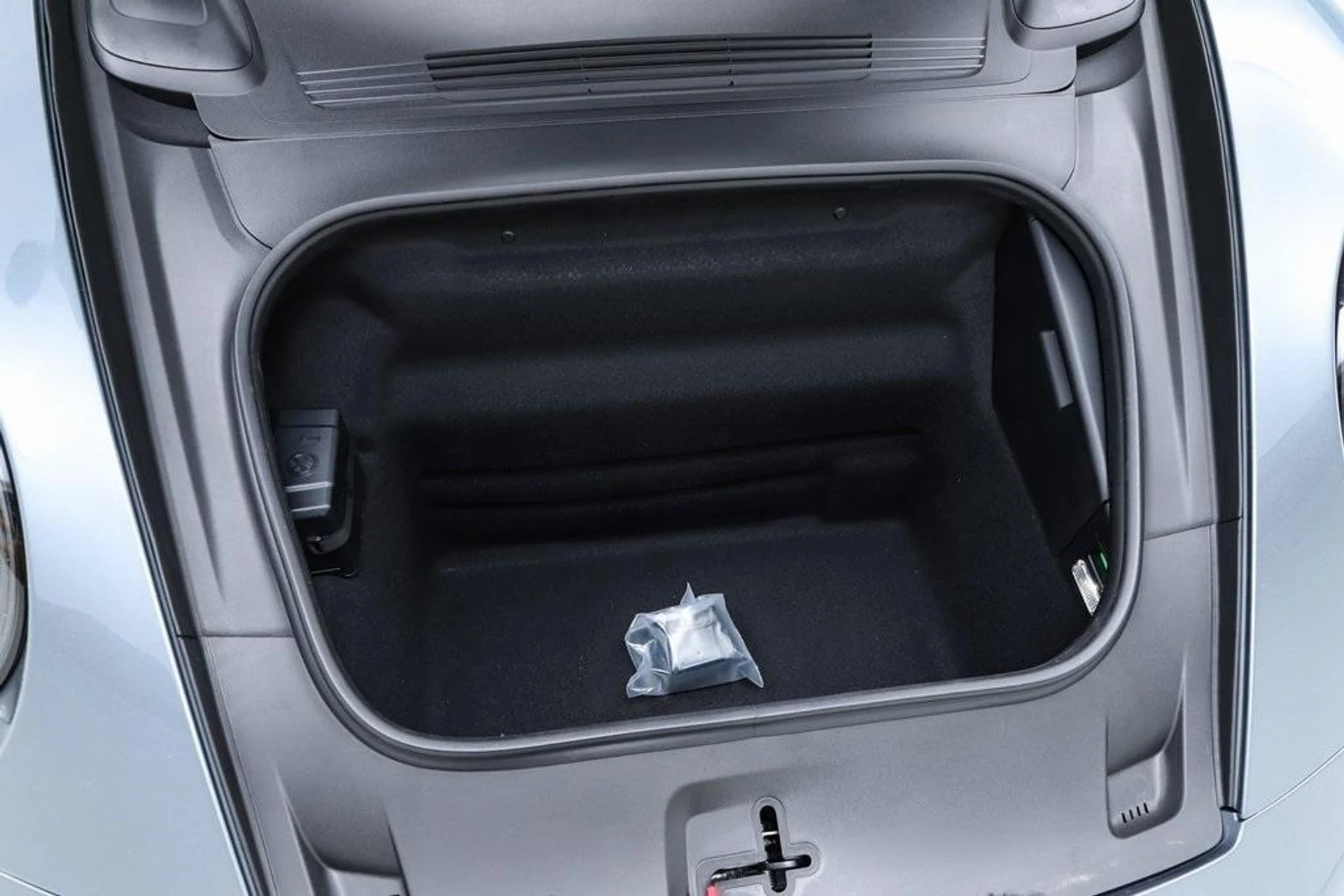 mph057_4074705591_QM_Ue_HY_Zz_Nm0_Og_Gp_F86_Gtr80_DY_4_Y_75ec610e1a