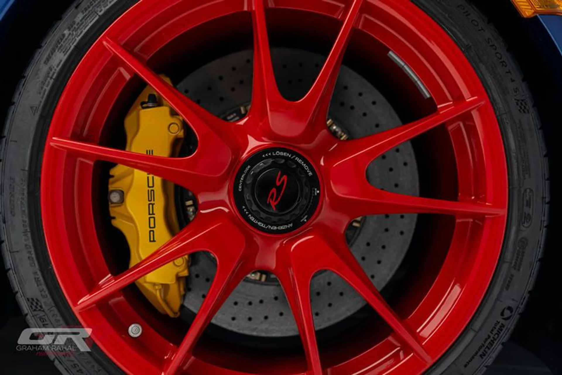 mph057_4080906540_801_BDEC_5_BDD_4_424_D_AE_45_31478_E8_E978_D_5862a82fa6