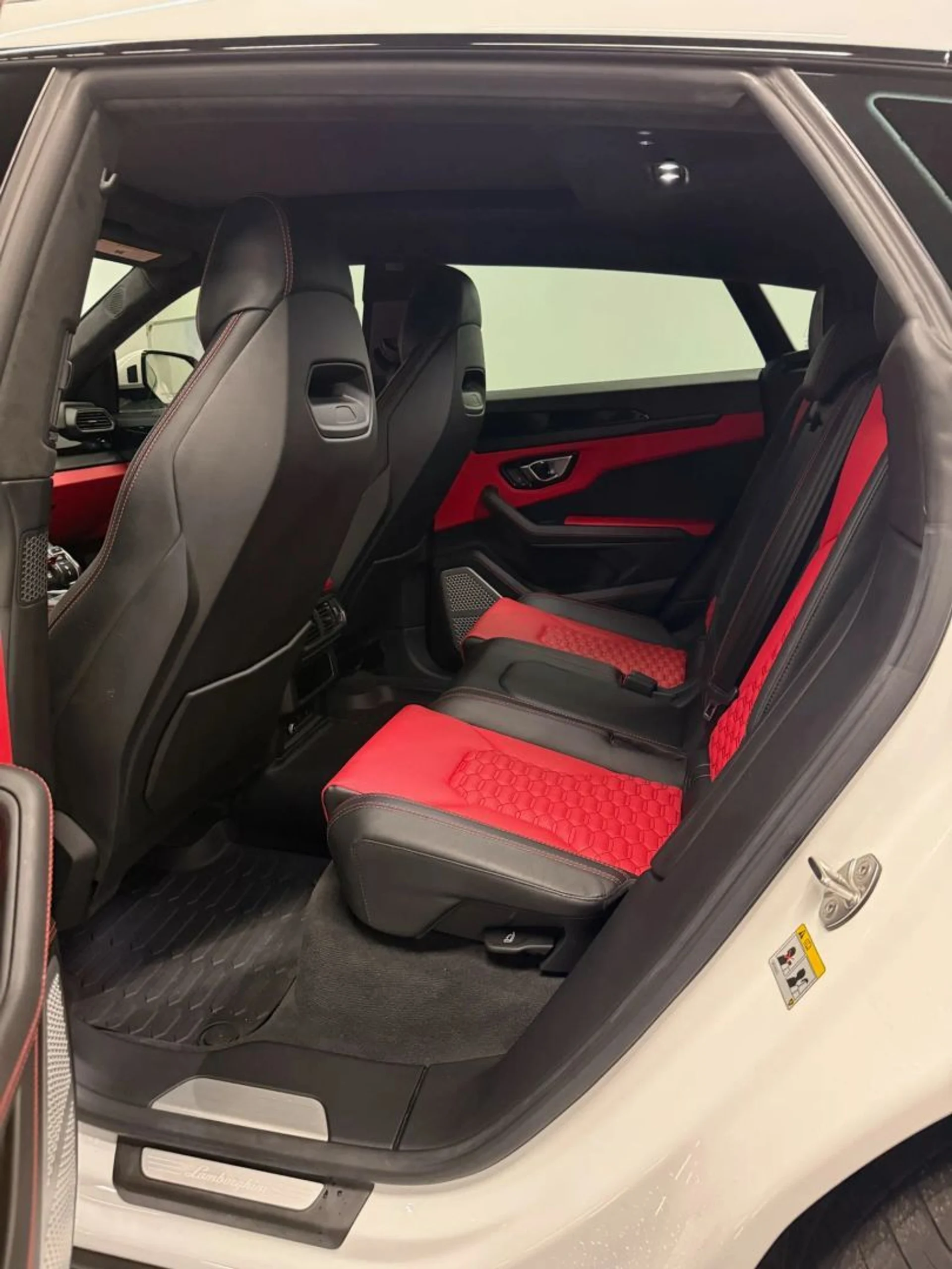 mph057_4090117747_202510_40aa8c9ae181412ea28bfb7afa205b7a_a645c9047d