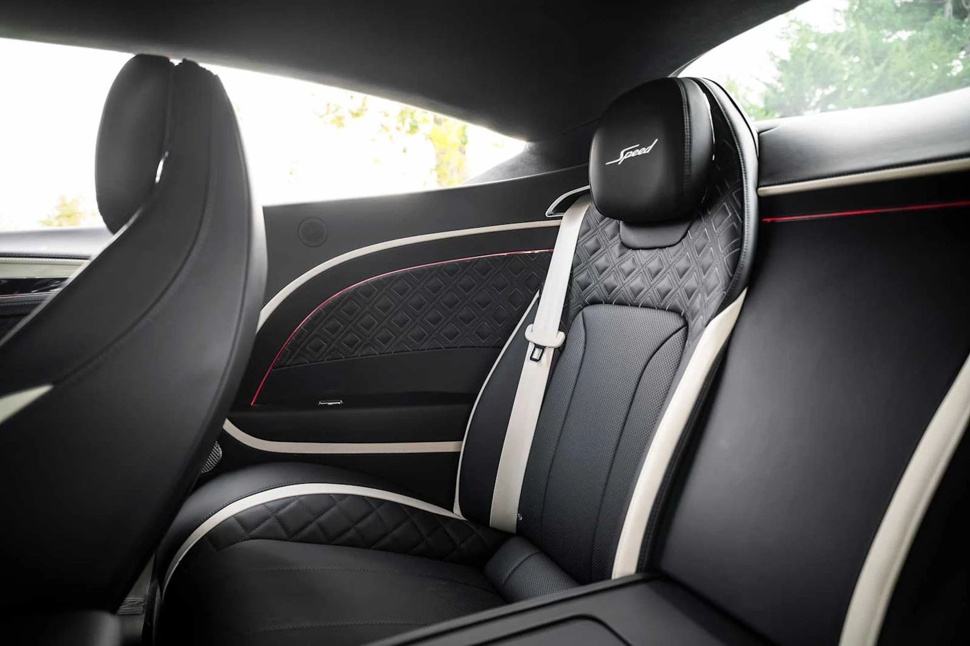 mph057_4099701356_b49b0d5d2174a95bb267e90a50549e20x_9455539061