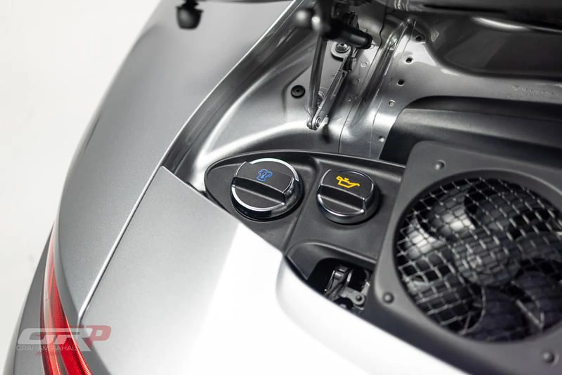 mph057_4123403872_E0_C10715_9_AC_2_496_F_BF_5_C_85_A2_B202_F761_754cfe5274