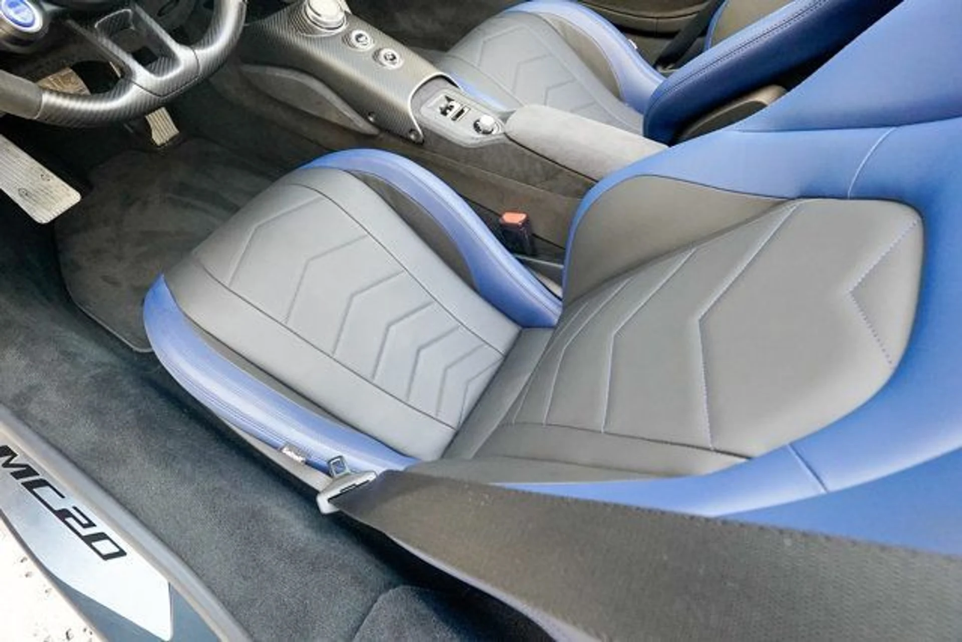 mph057_4155578911_22997717_58_640_eb4422a50a