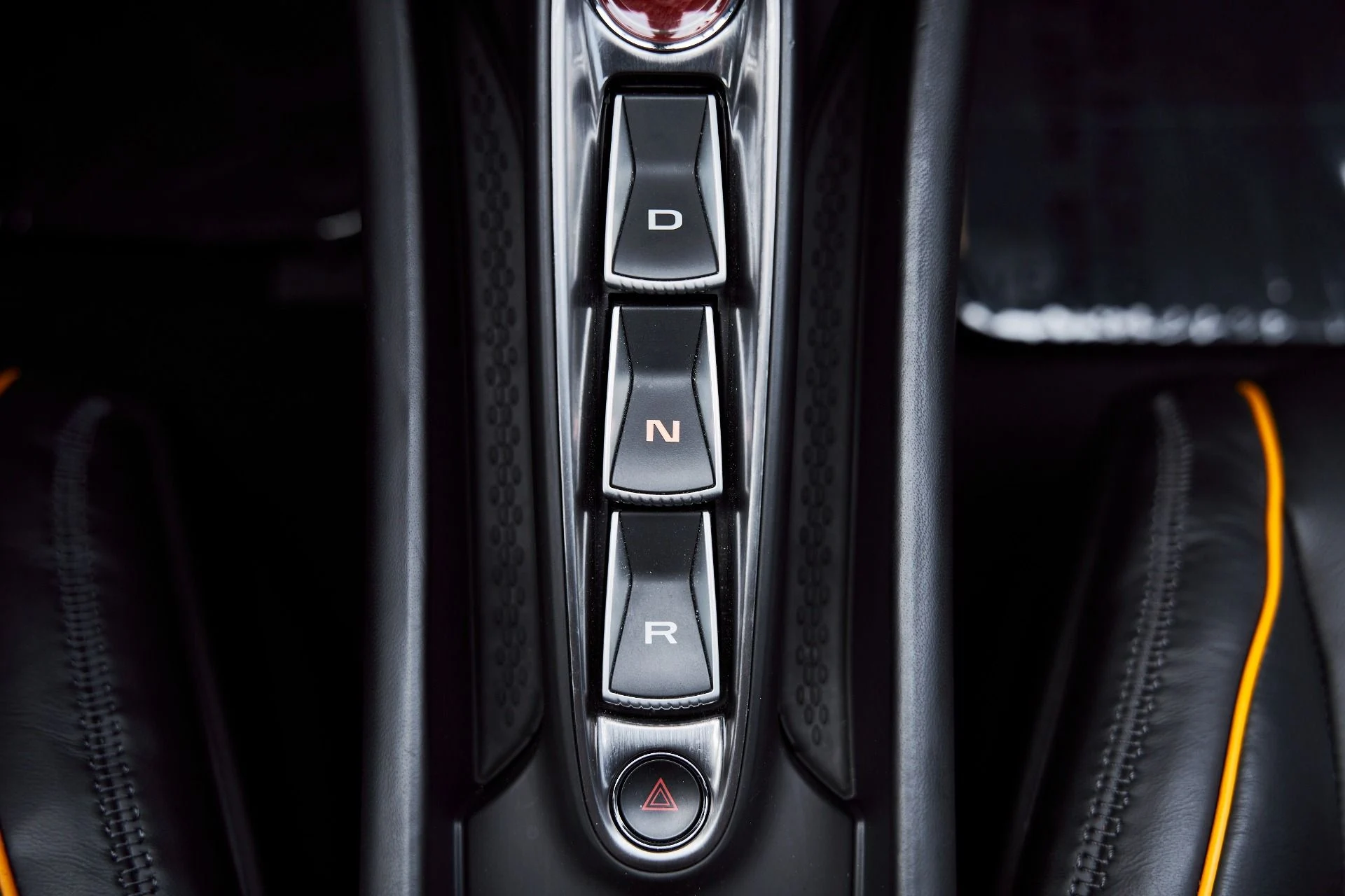 mph057_4161913985_Used_2023_Mc_Laren_Artura_1770833734_c311c1c6e4