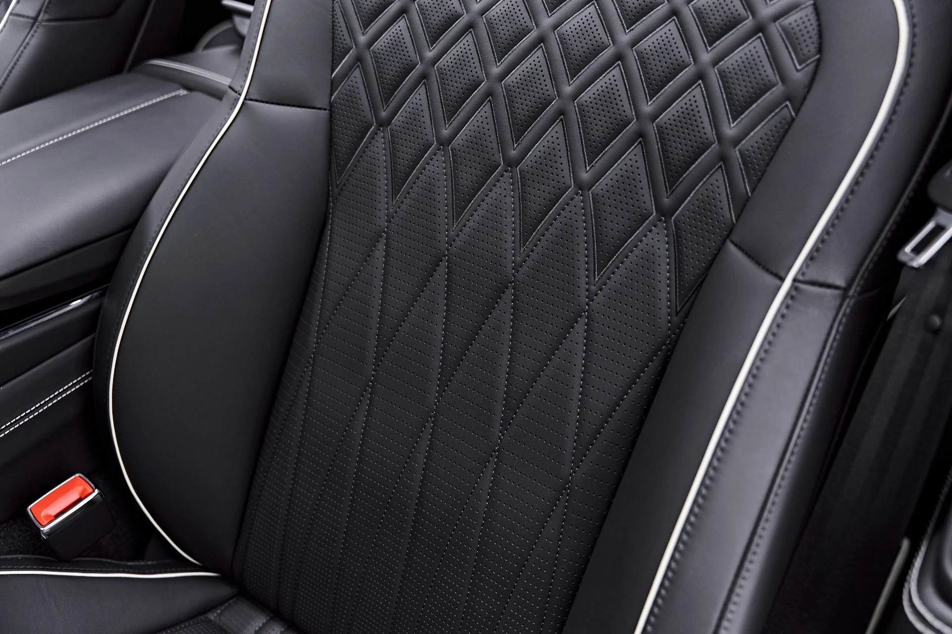 mph057_4165287070_Used_2022_Bentley_Flying_Spur_V8_1788486081_e85434b10b