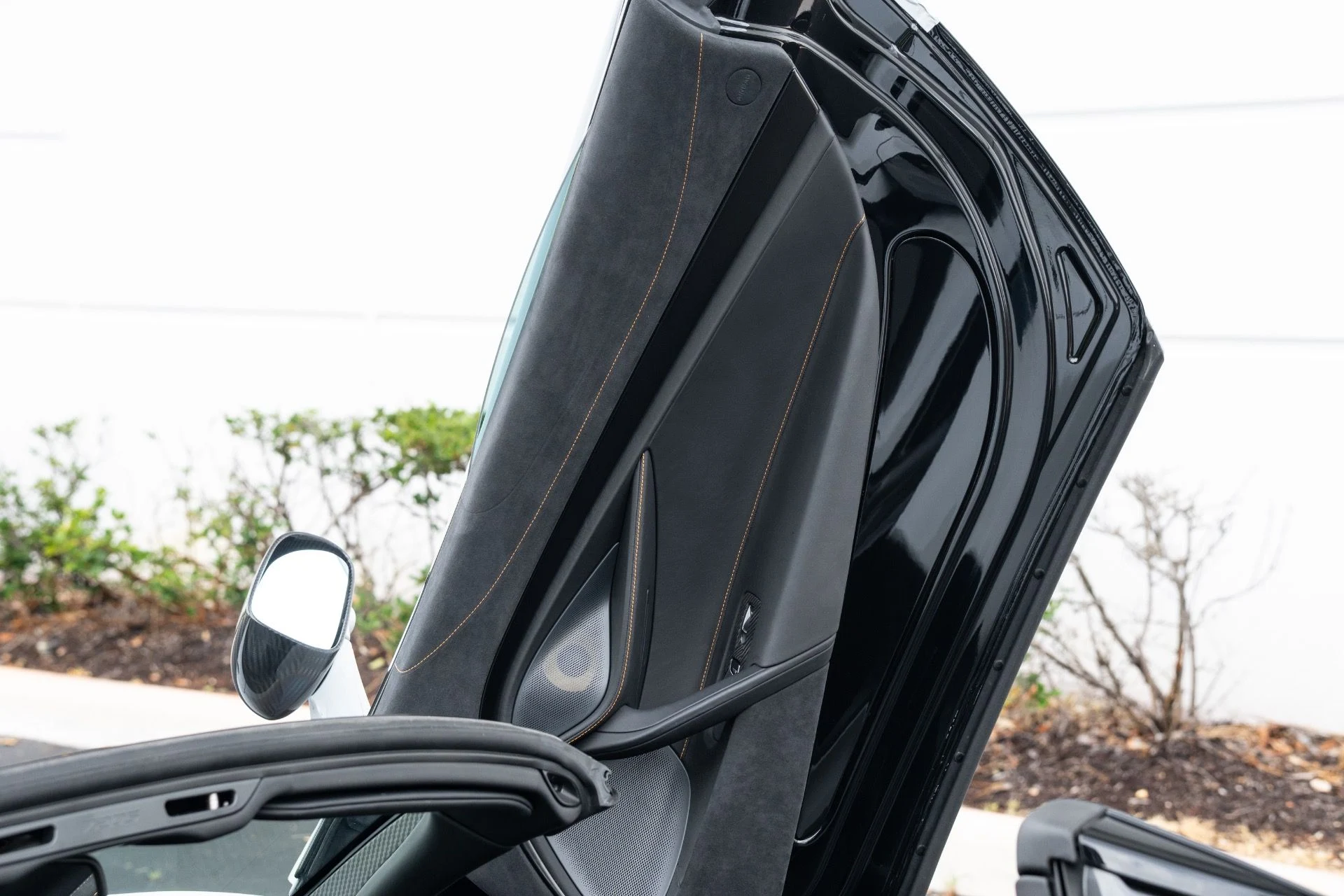 mph057_4237178081_Used_2022_Mc_Laren_720_S_Spider_Performance_1776703279_93c22540d7