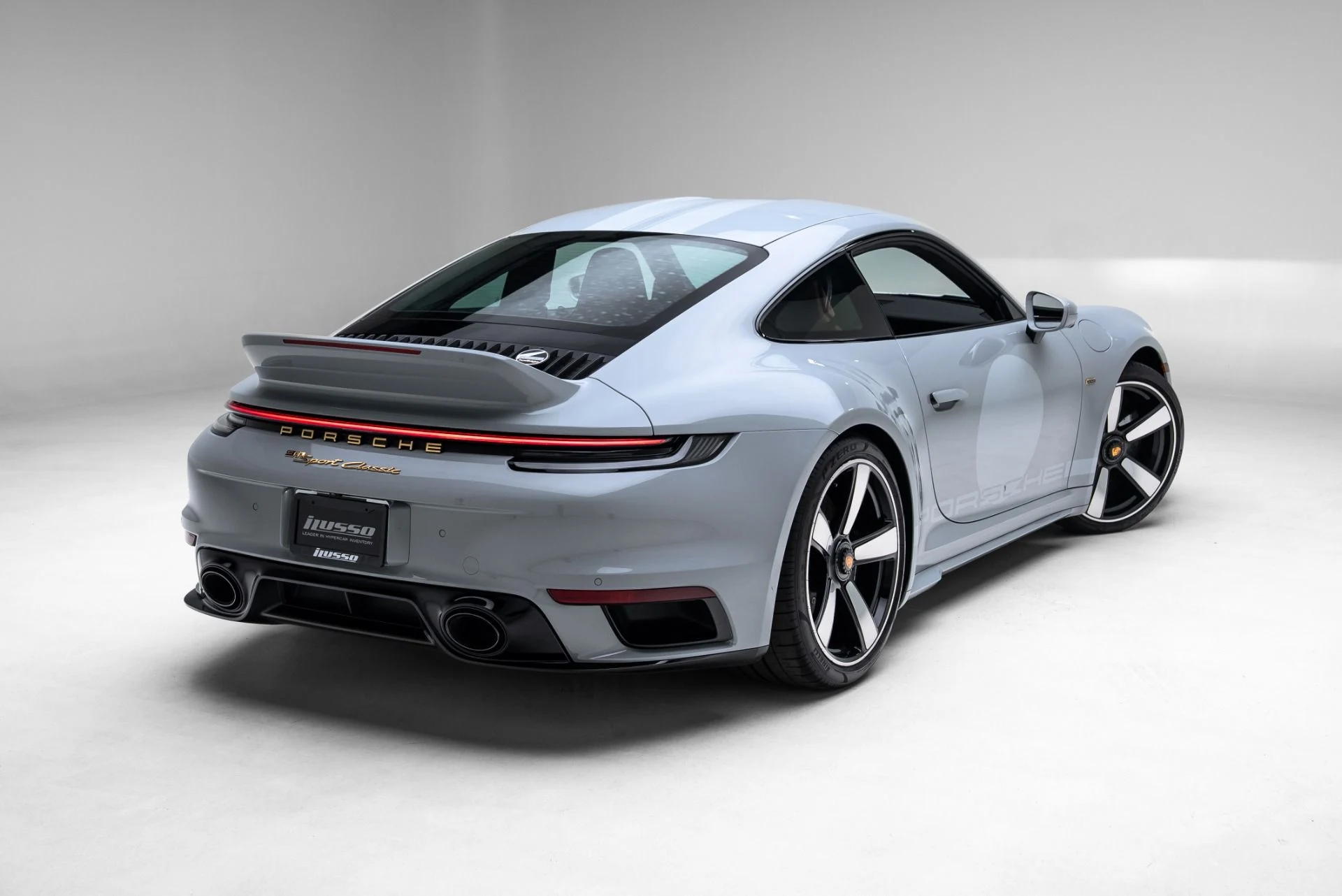 mph057_4270656906_Used_2023_Porsche_911_Sport_Classic_1774647028_6aa445265a