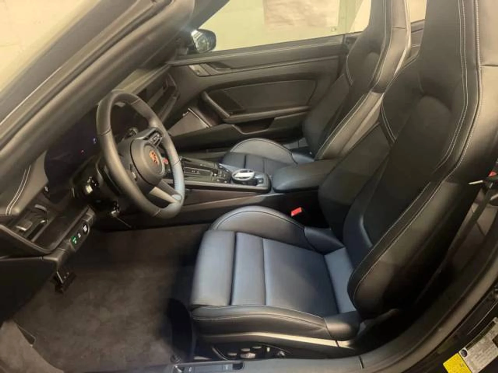 mph057_462472520_640_68b6c13c4d