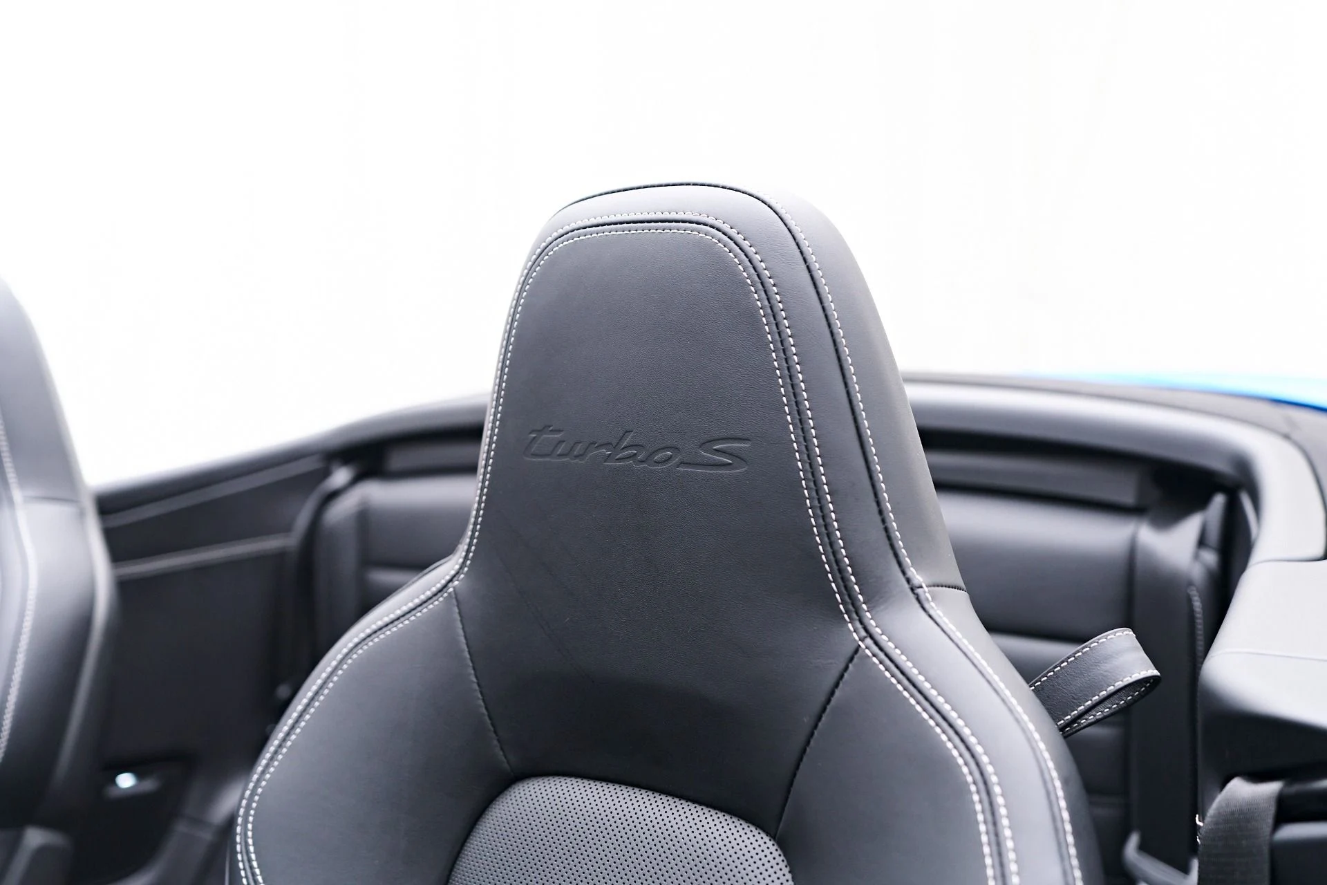 mph057_462750450_Used_2023_Porsche_911_Turbo_S_1755219386_fe32e9a4c1