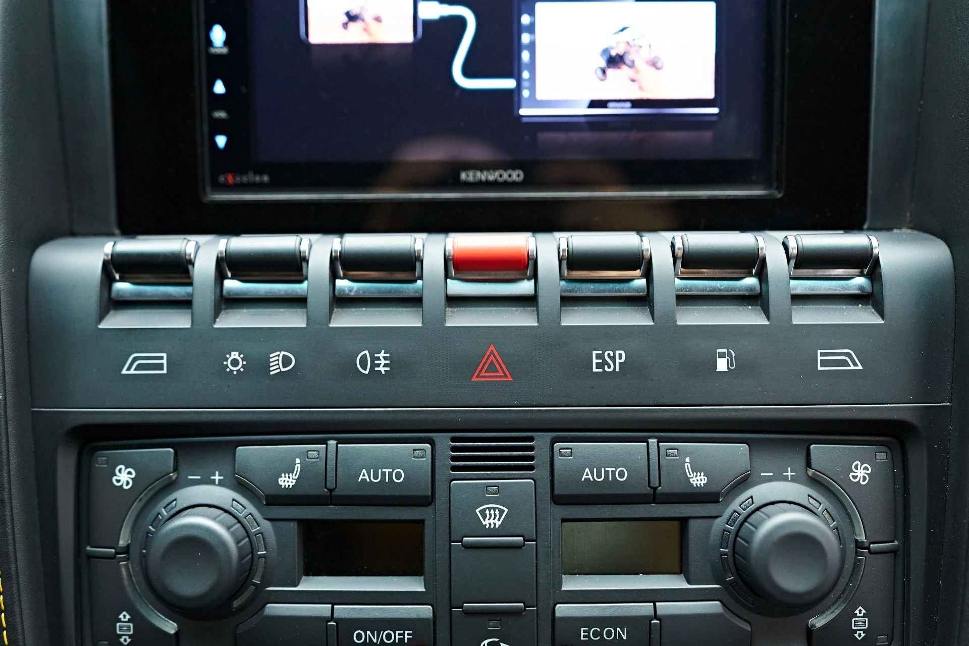 mph057_482851242_Used_2005_Lamborghini_Gallardo_1703127301_c40e1f1f27