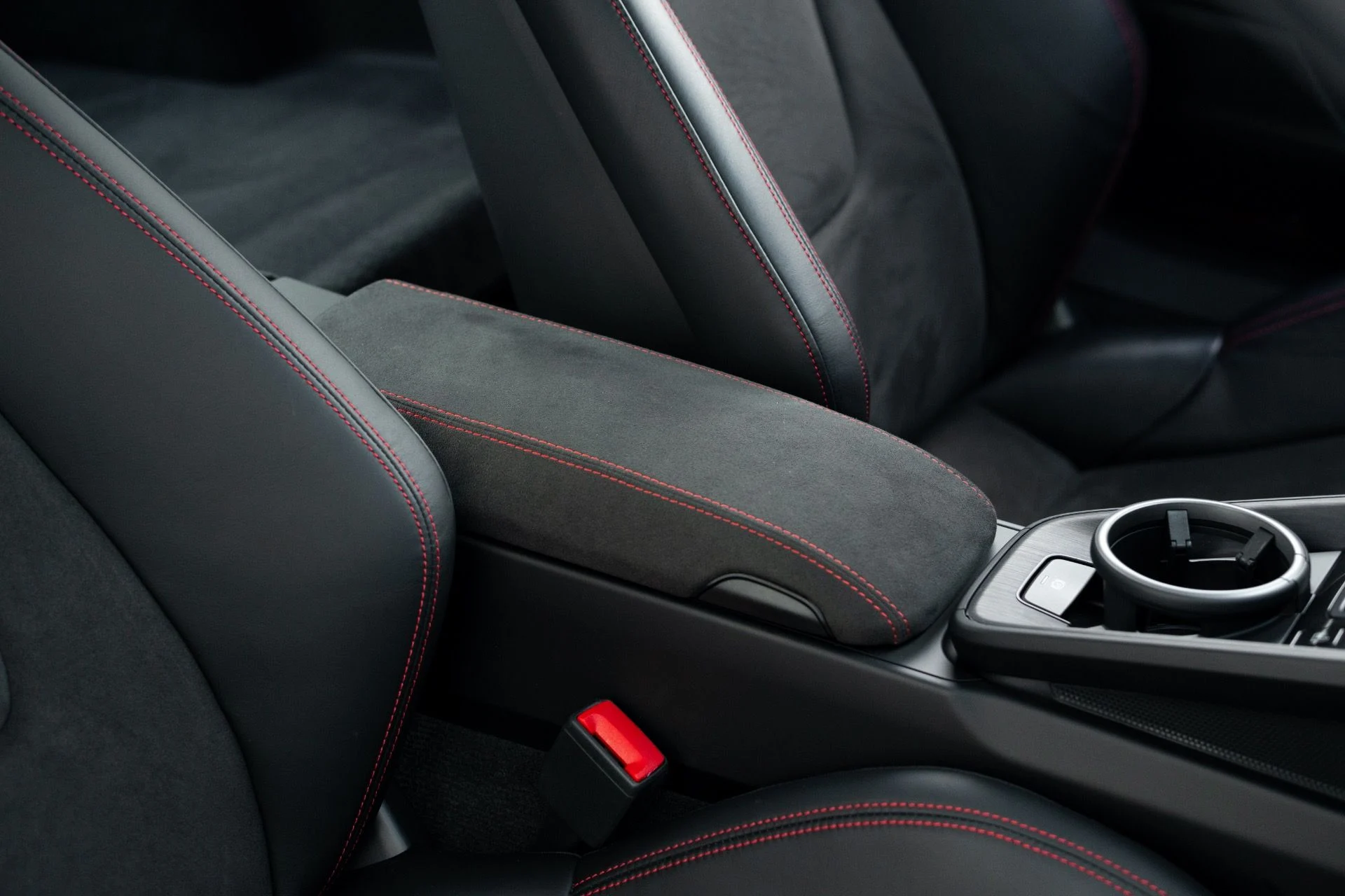 mph057_485834990_Used_2022_Porsche_911_GT_3_w_Touring_1769199513_fb520d4aa8