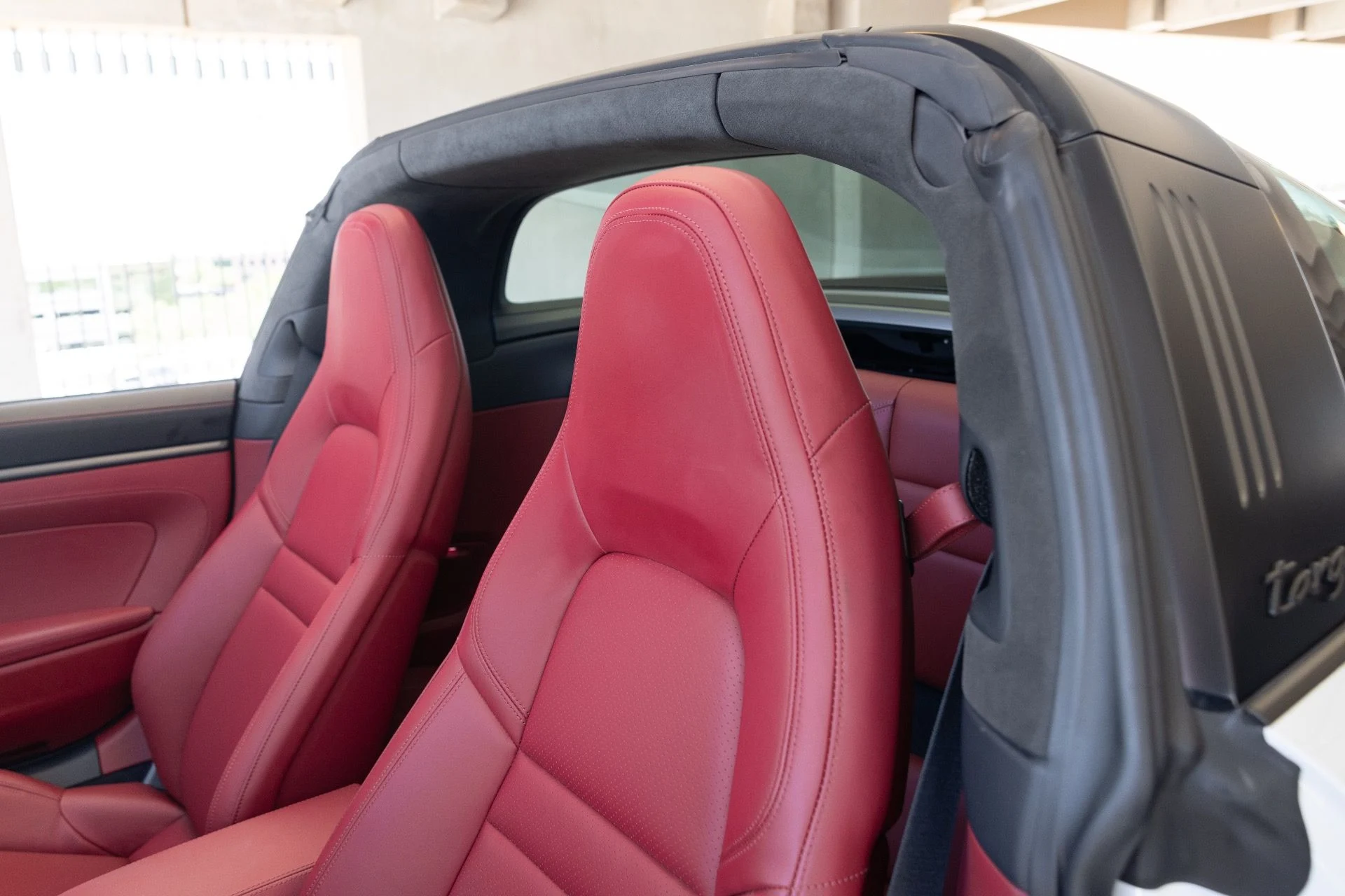 mph057_50949356_Used_2024_Porsche_911_Targa_4_GTS_1781911832_75a787adda