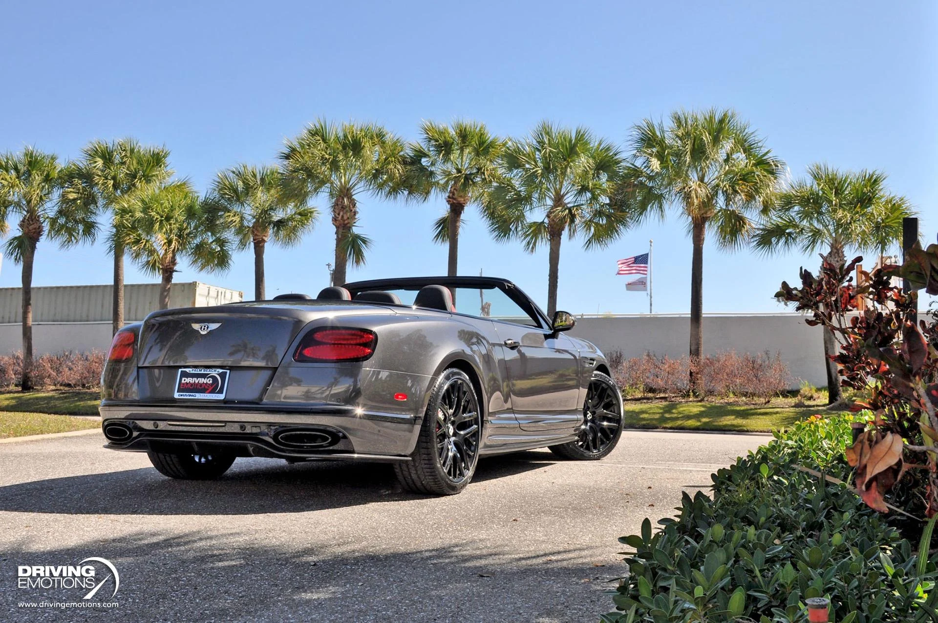 mph057_542958360_891_p58_l_a980a79cab