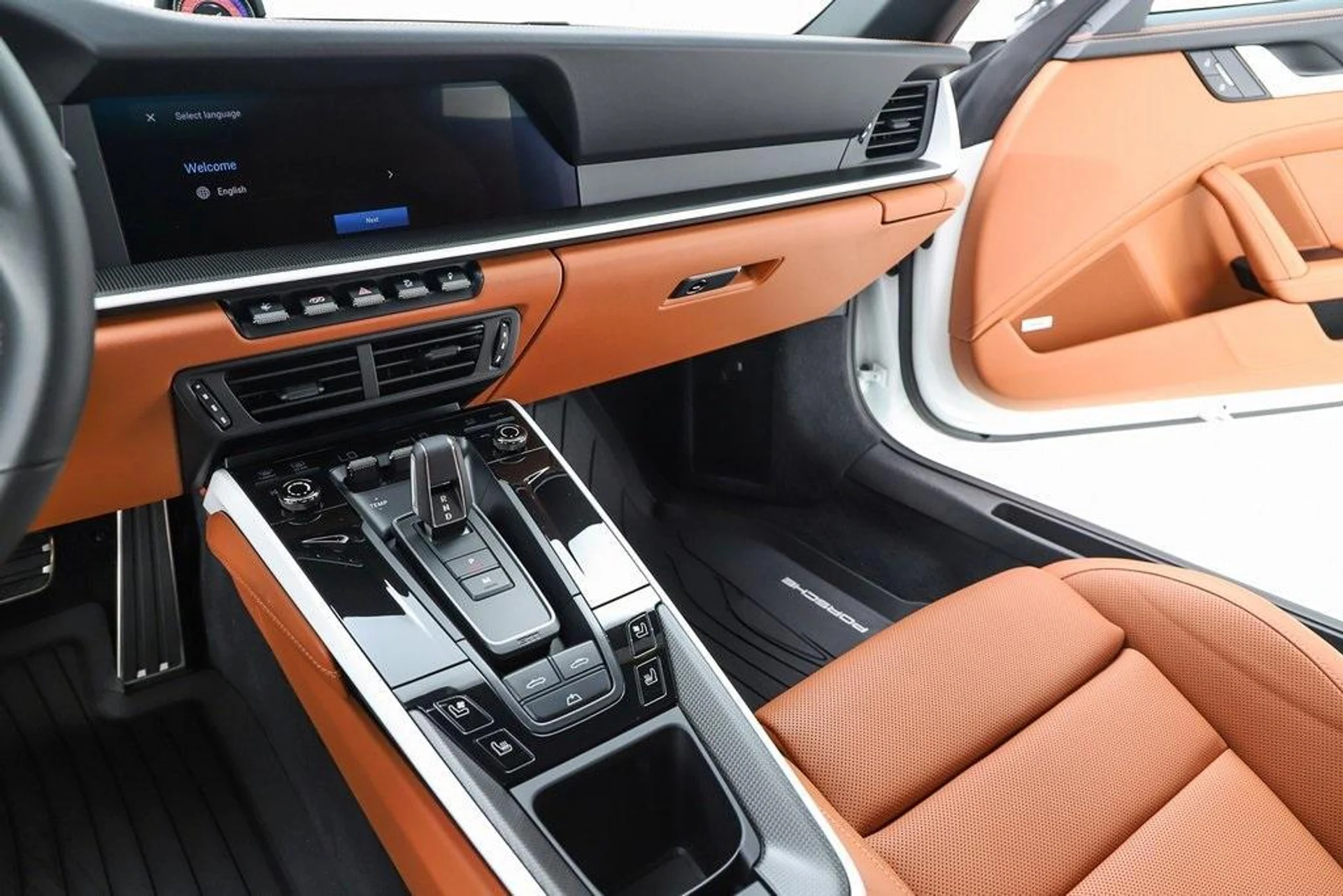 mph057_543637221_3_Ua_Iri_V6r3r1_M_sg_T_Hm_FOE_Ib3r_A_83c84dfc89