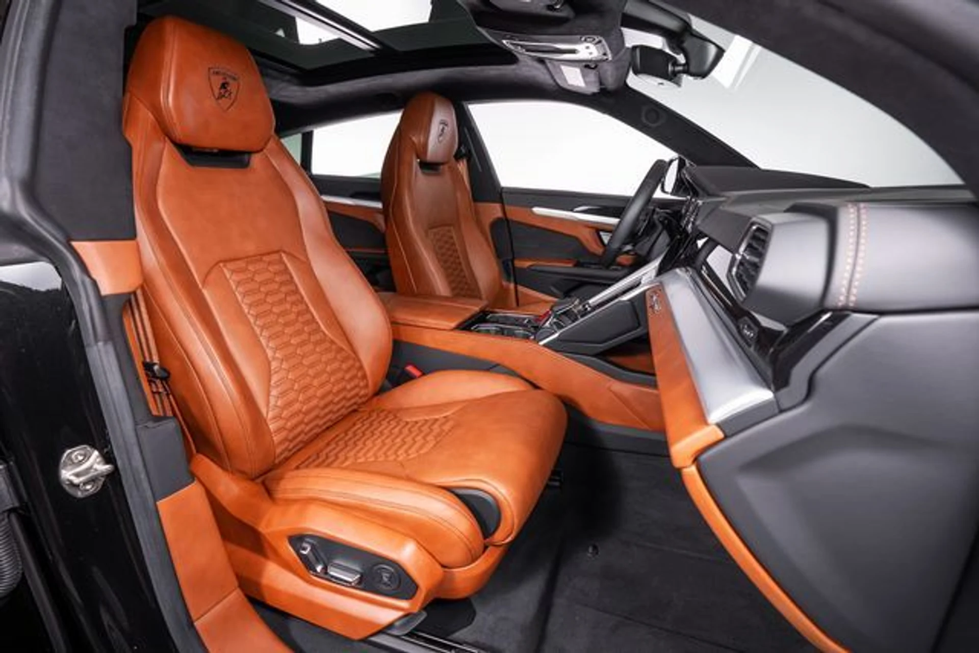 mph057_574028999_f04b2c34457fcde541c0020e3143748bx_d276eb3a6c