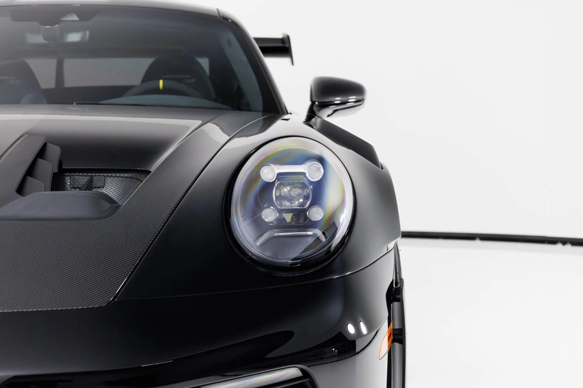 mph057_589225877_Used_2025_Porsche_911_GT_3_RS_1767383467_f706a4ebed