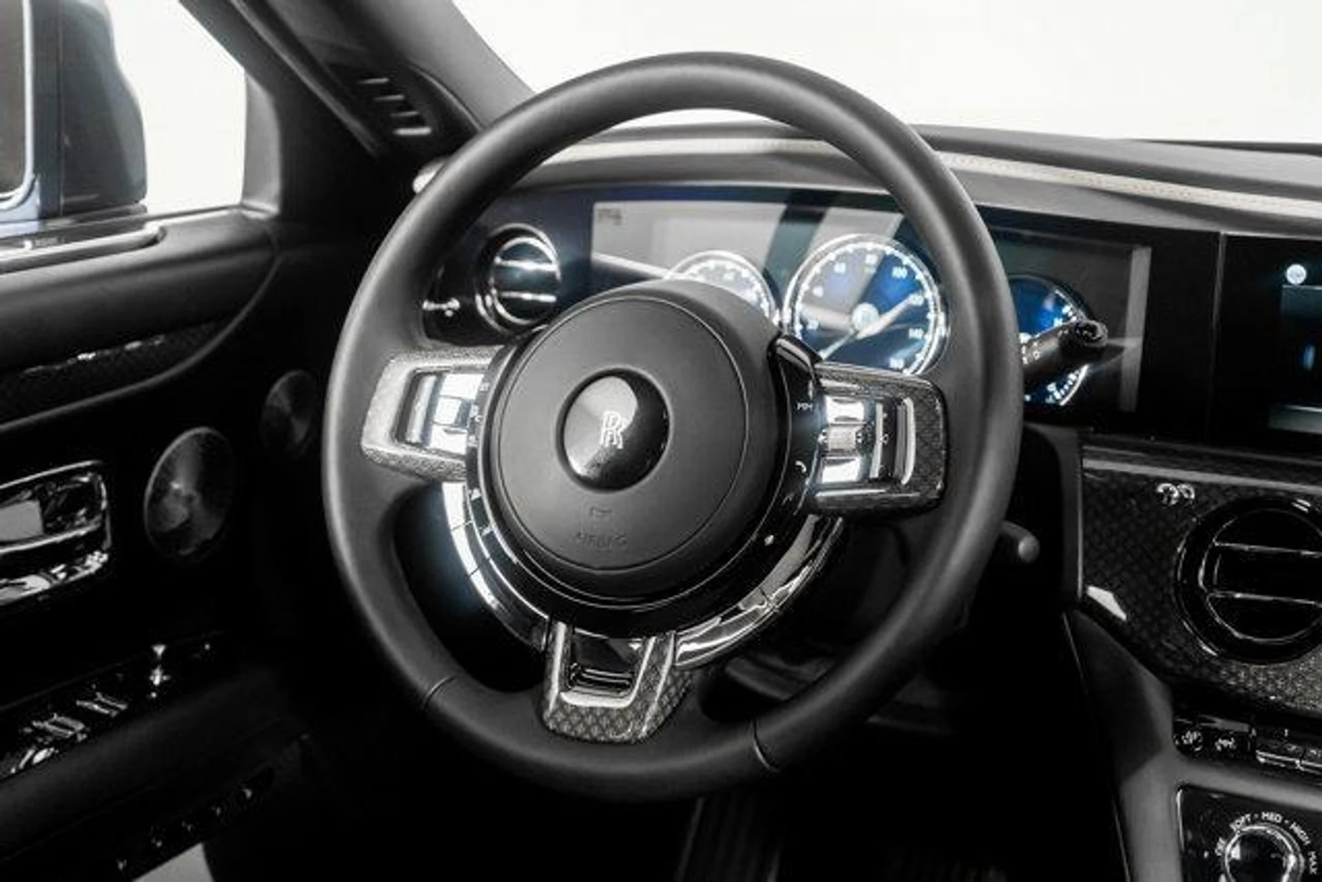 mph057_622981083_Mw_Z_Syh7i0_GT_1eba_F4_Fl_C7_Imo2_D4_424efdf1b4