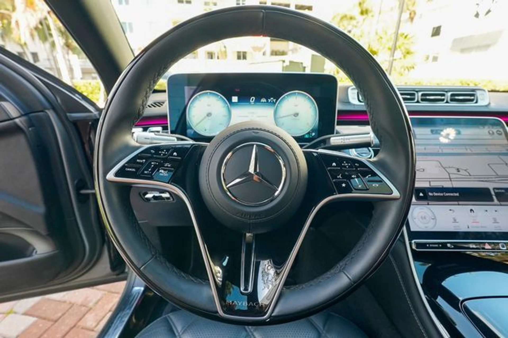 mph057_634402429_22986852_58_f67065de69