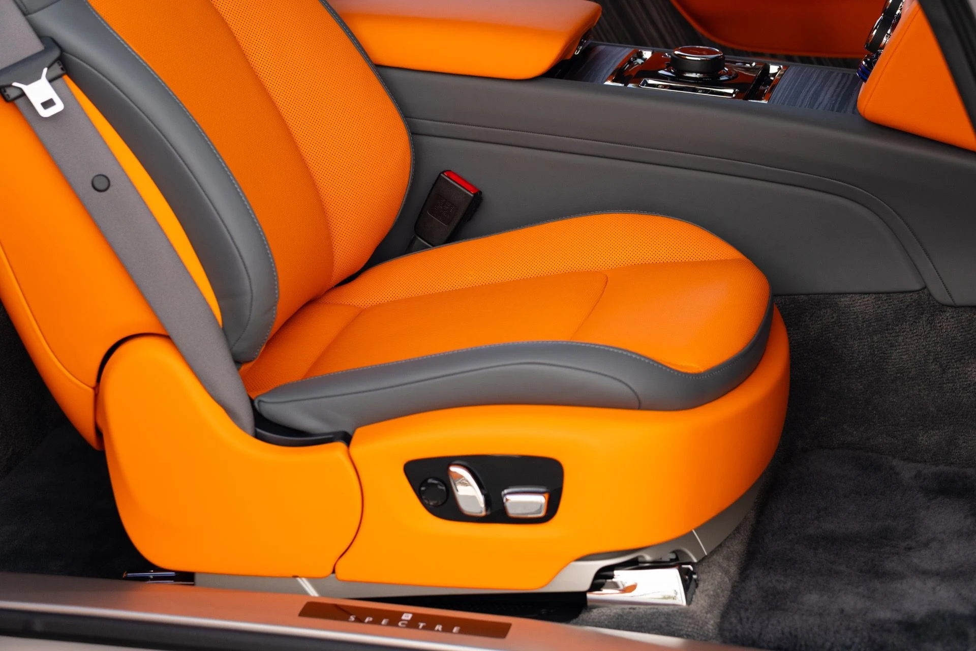 mph057_635282495_Used_2024_Rolls_Royce_Spectre_1772250917_64289eb9fd