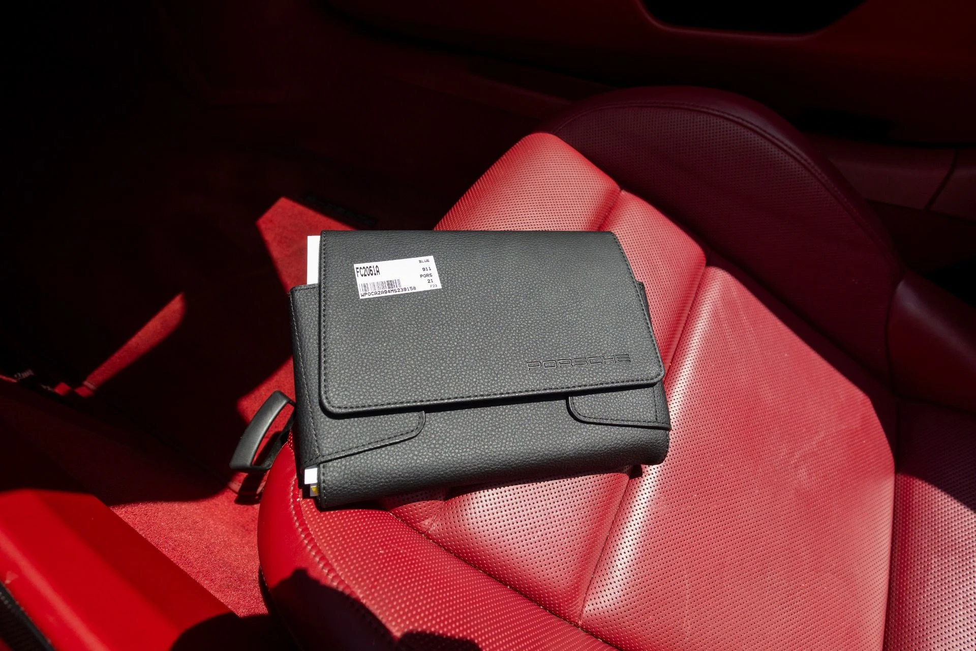 mph057_635531201_Used_2021_Porsche_911_Carrera_1775497213_e18690f1b3