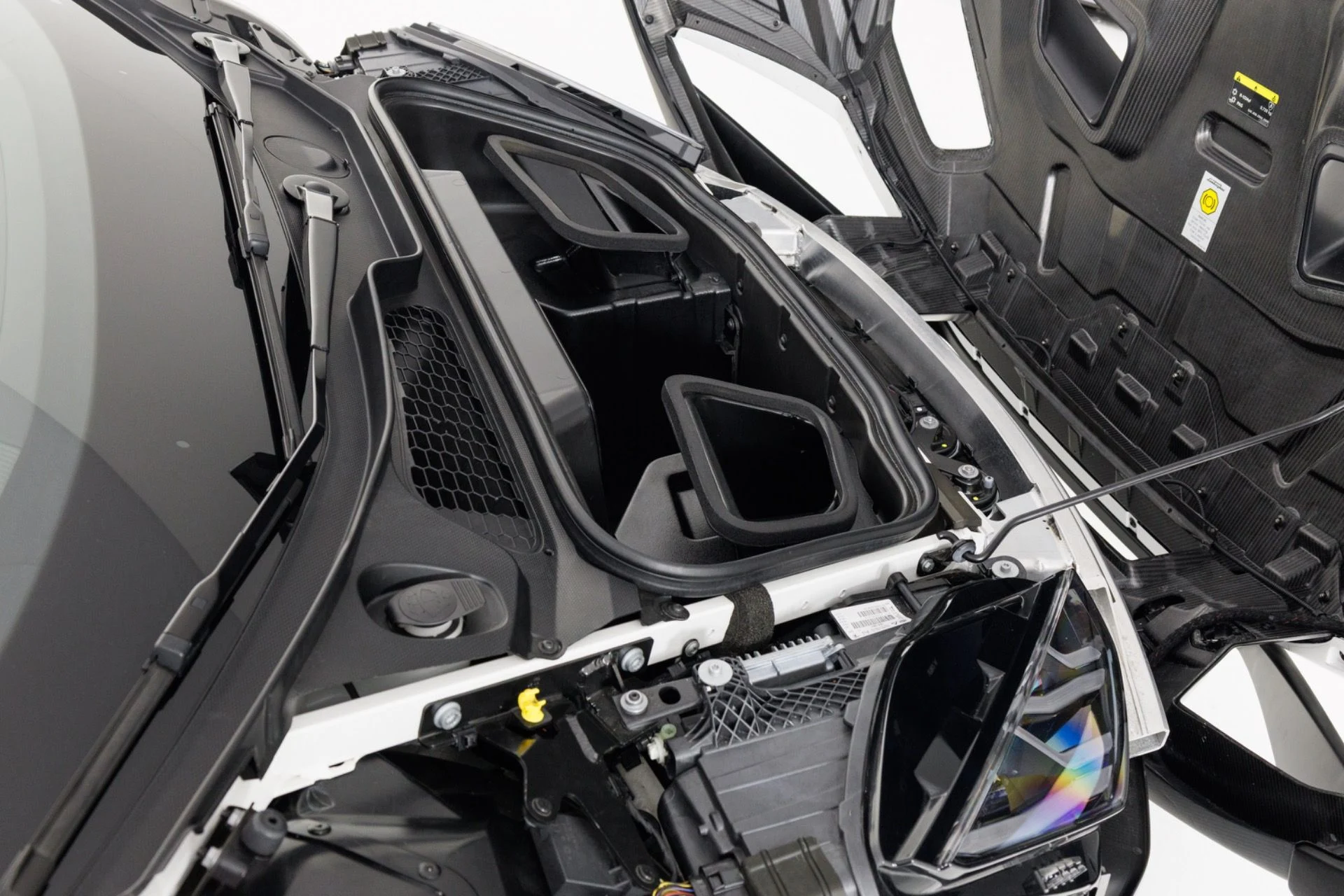 mph057_639619155_Used_2021_Lamborghini_Huracan_STO_1789754433_746374f106