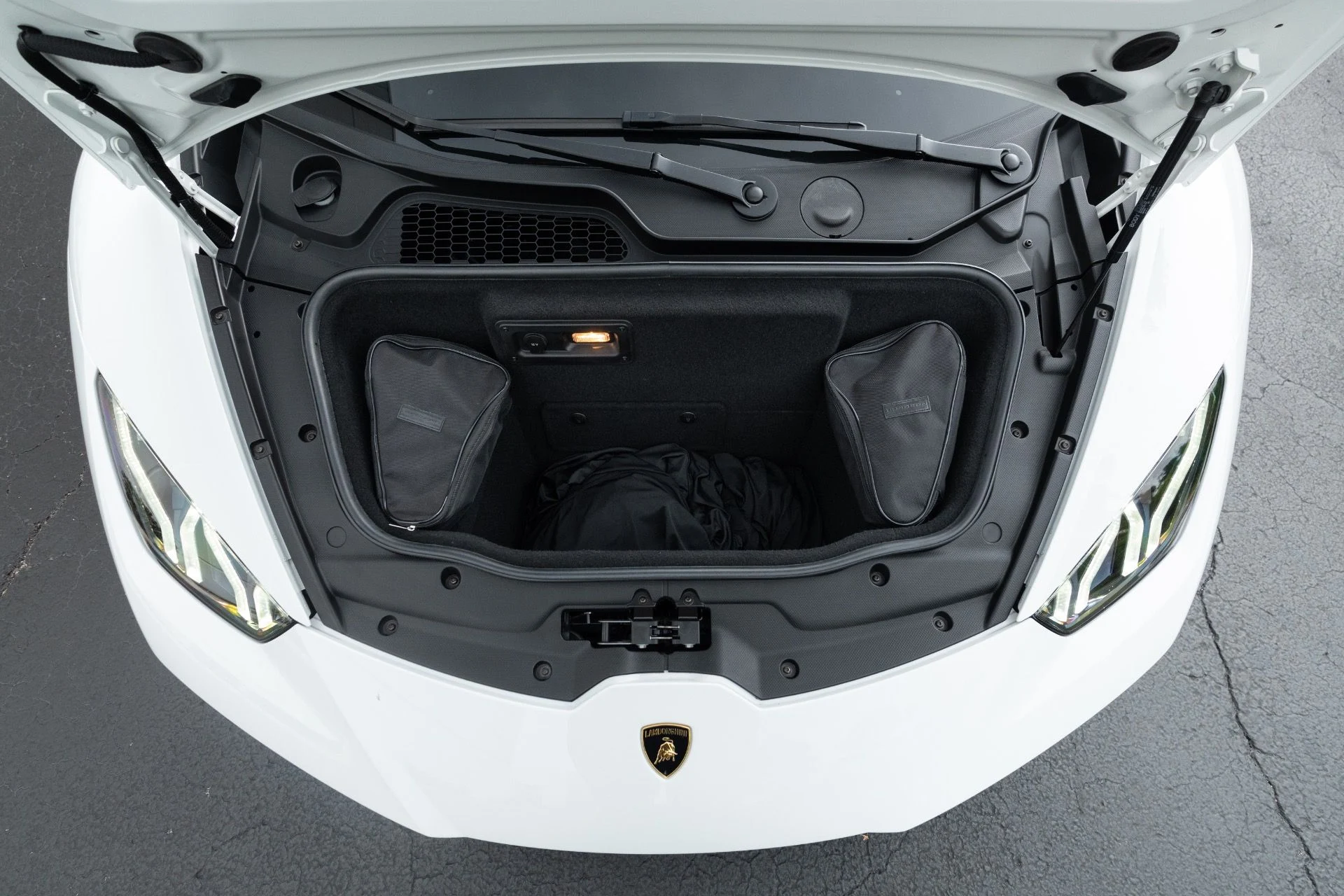 mph057_644489746_Used_2016_Lamborghini_Huracan_LP_580_2_1778629872_70c3fcebda