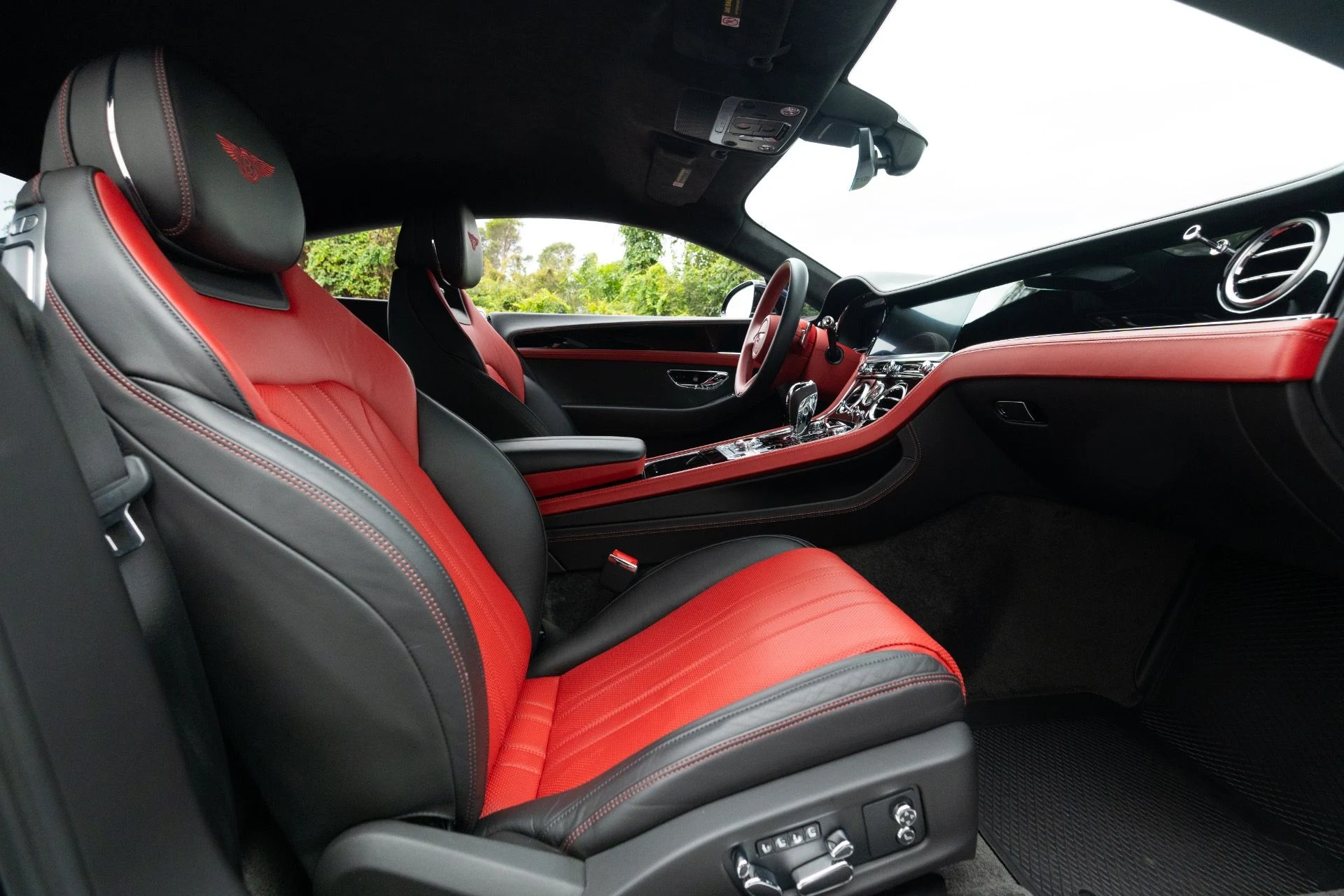 mph057_693983224_Used_2022_Bentley_Continental_GT_V8_1769101024_46d7f4d7fc