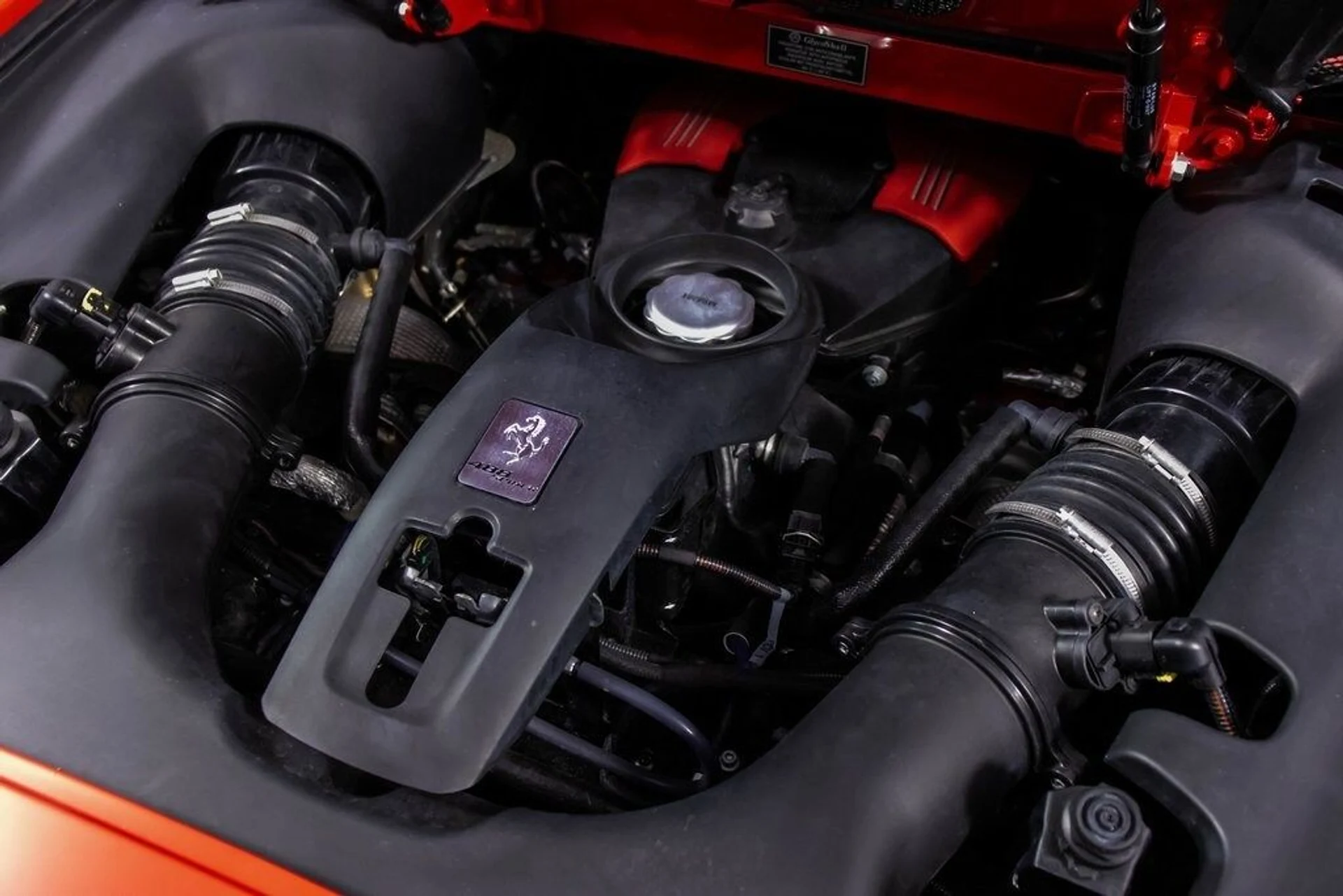 mph057_709120497_cab26bd1ad30b5f51a3d423f9a092ab6x_1b418a5722