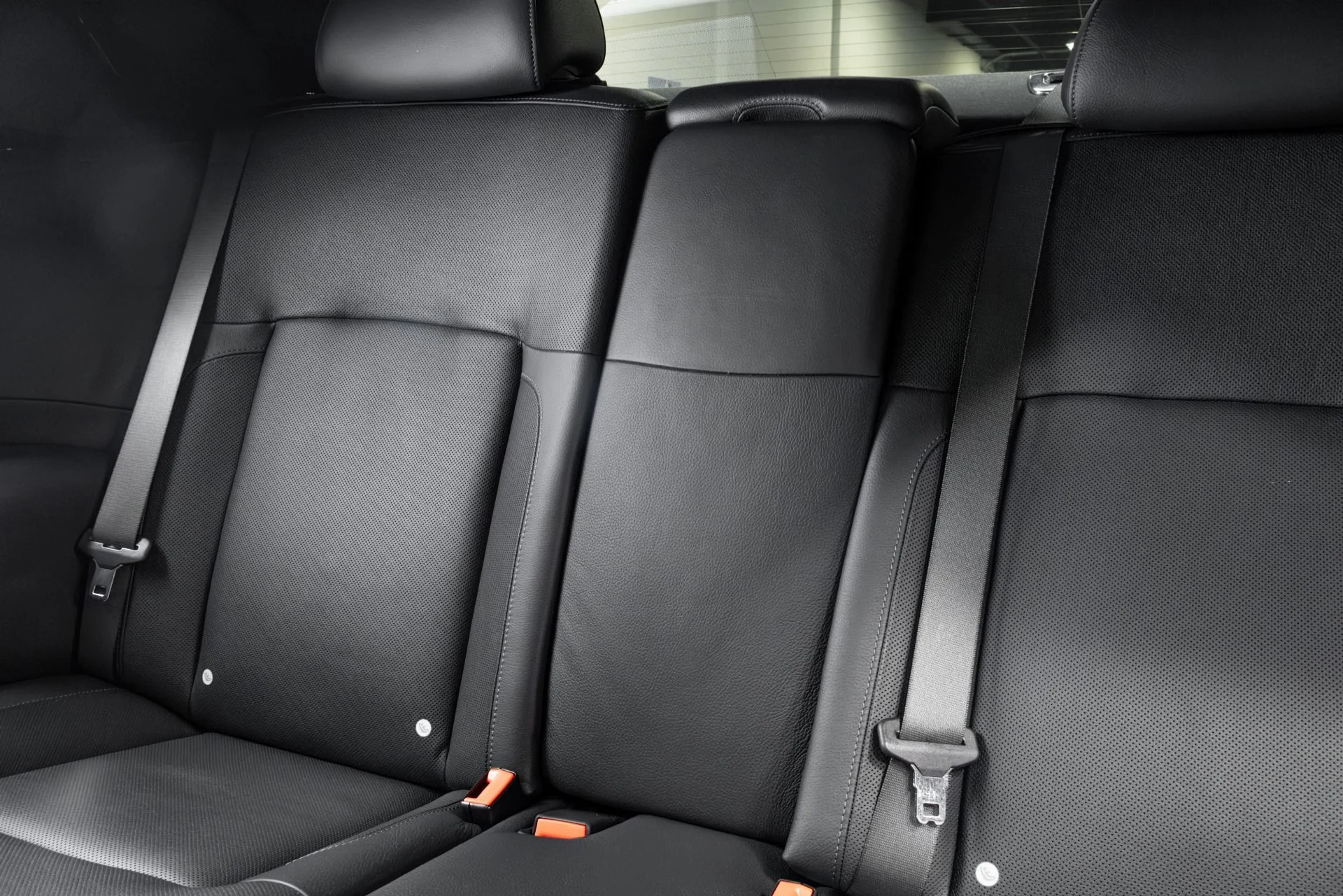 mph057_714688243_Used_2011_Rolls_Royce_Ghost_Base_1762877304_79dd35b825