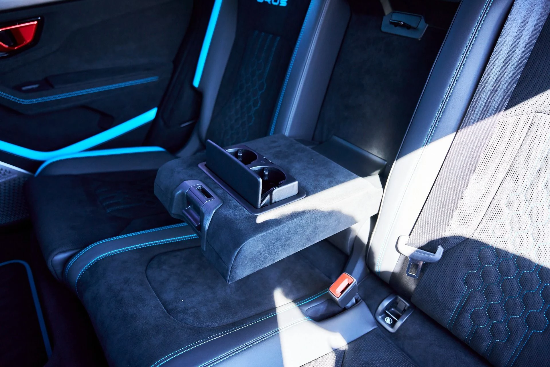 mph057_725907368_Used_2024_Lamborghini_Urus_Performante_1773367181_7280180330