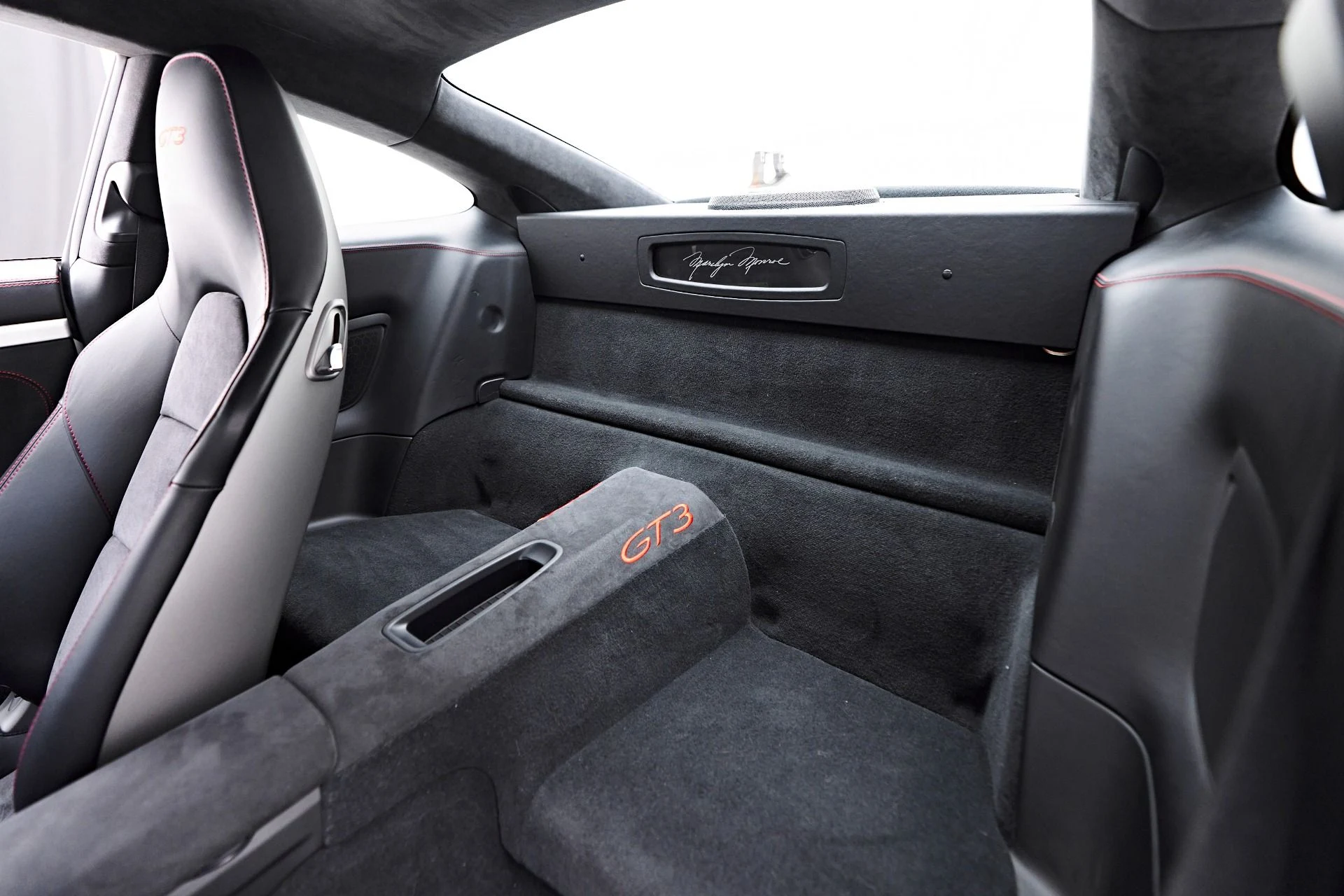 mph057_725927146_Used_2014_Porsche_911_GT_3_1749519780_b01292dceb