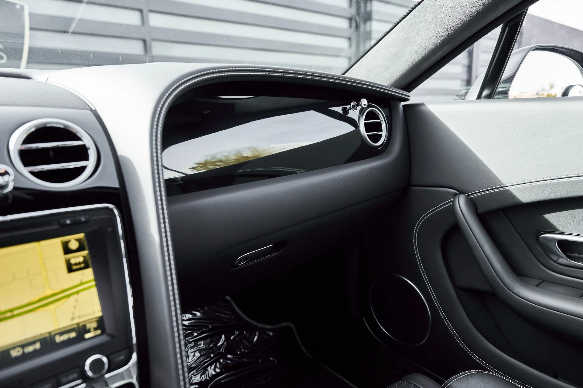 mph057_746587067_Used_2016_Bentley_Continental_GT_V8_1771989050_bdf5a43c1e