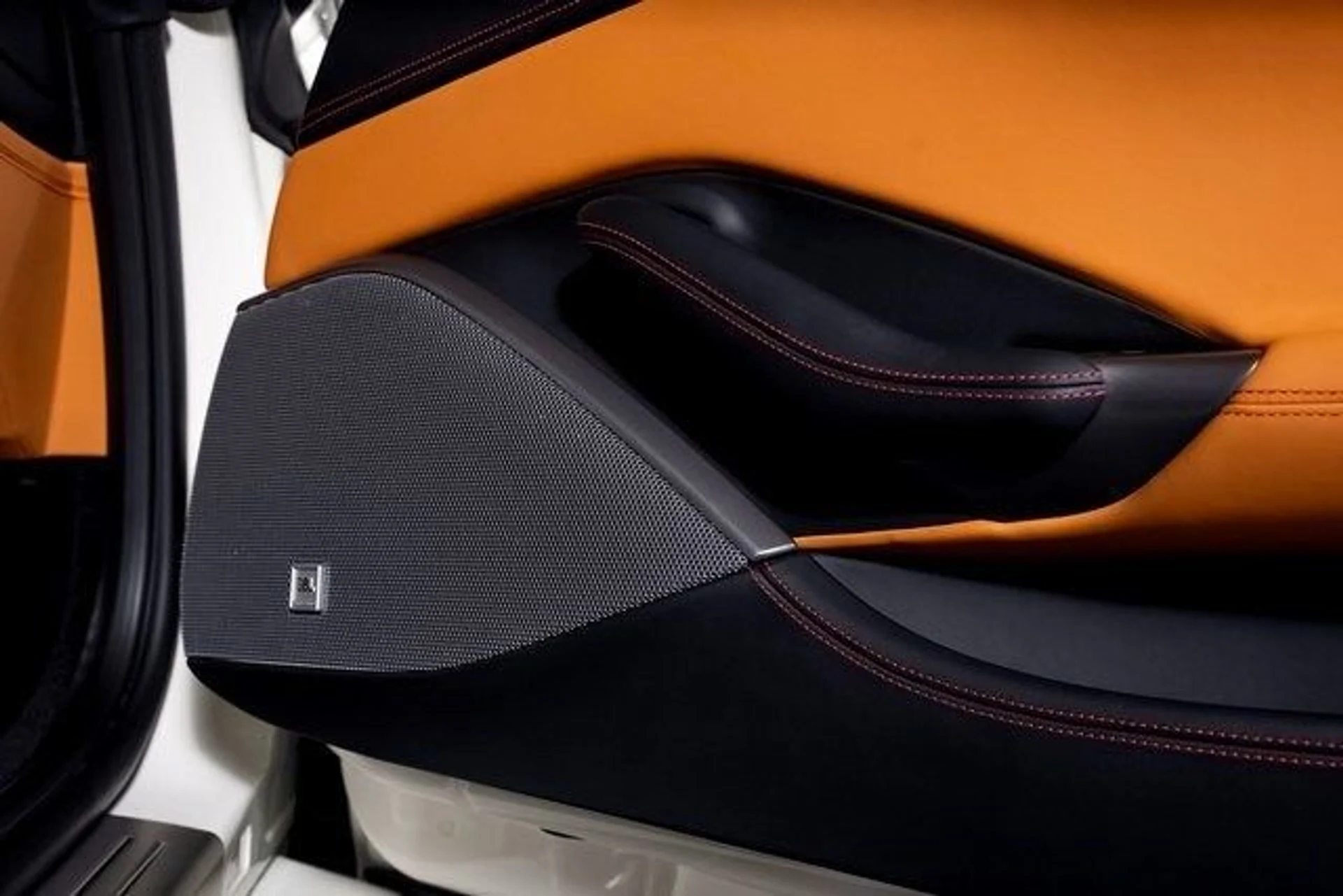 mph057_754130270_3750c8272a53c3ac009798f9a4f34bd9x_4effd27ea6