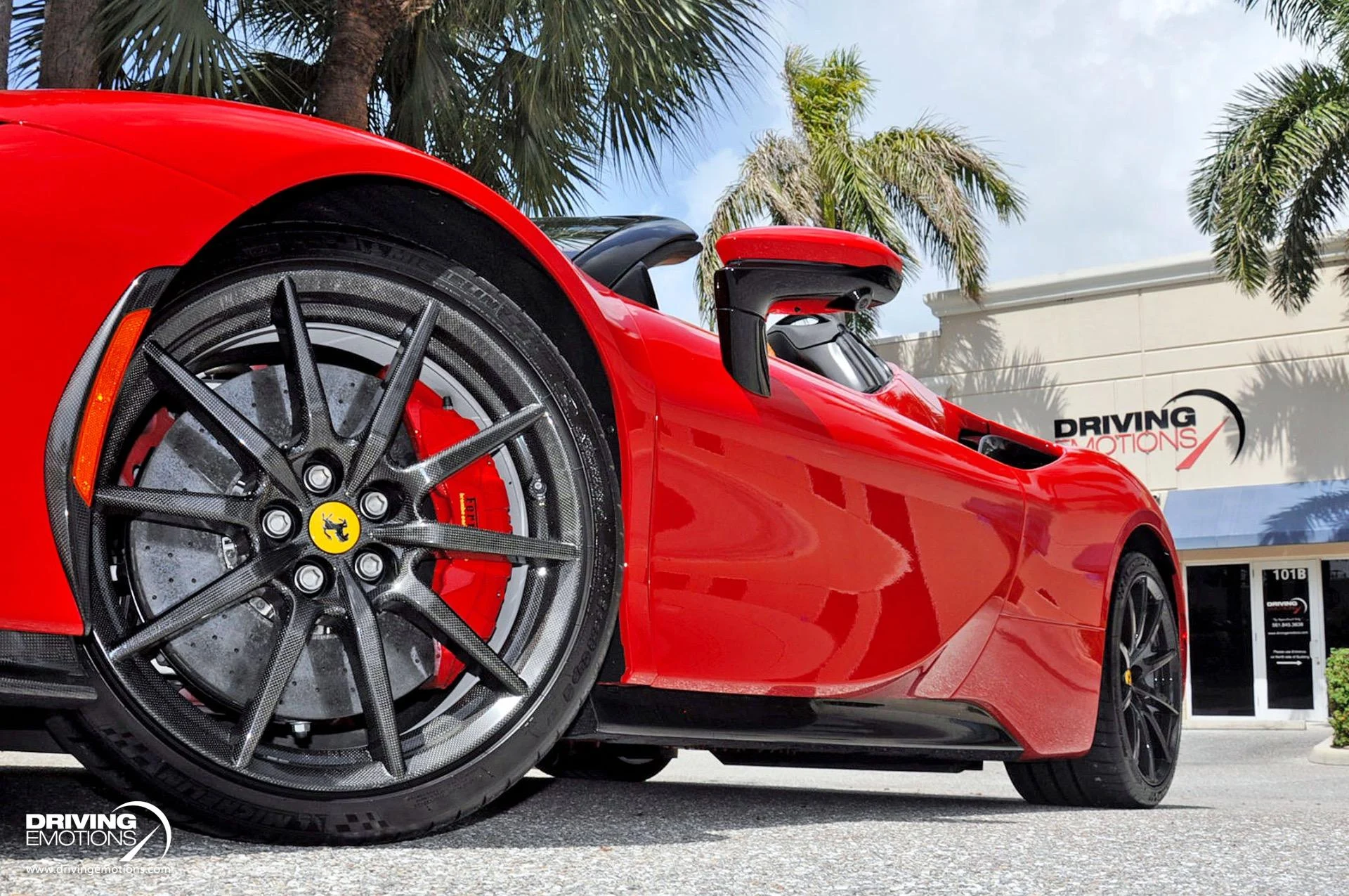 mph057_762237951_860_p58_l_e01110322a