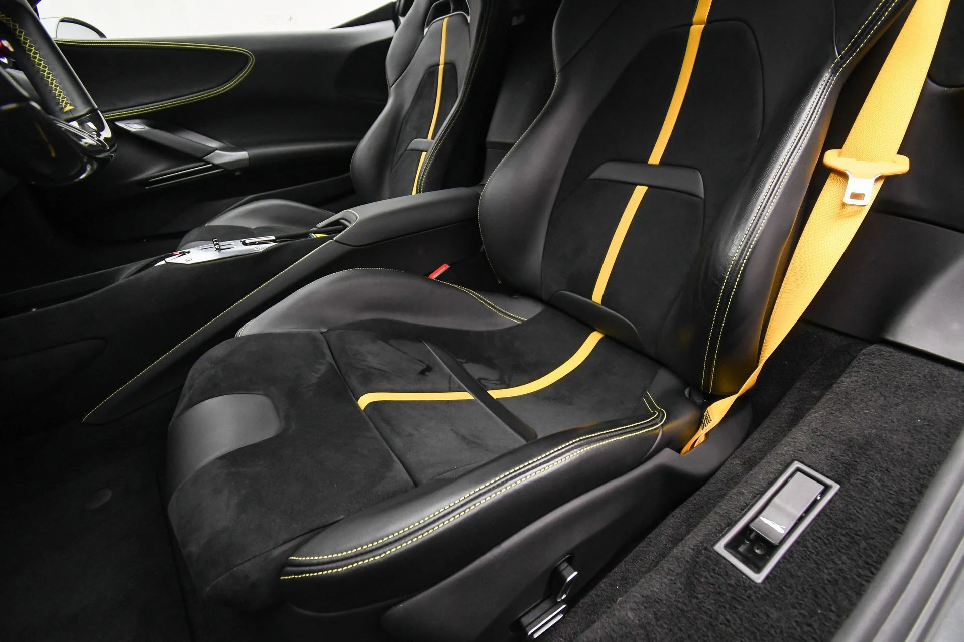 mph057_764498311_2d86200c3590453793f27ece3df9068c_111a067e2b