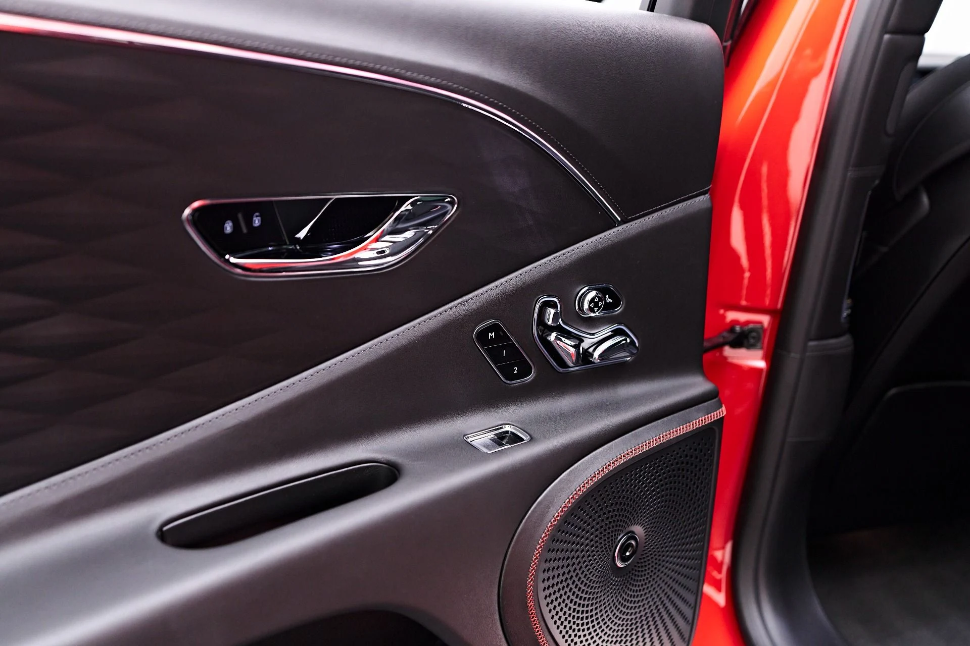 mph057_770830274_Used_2021_Bentley_Flying_Spur_W12_1754099984_d0f86dc43e
