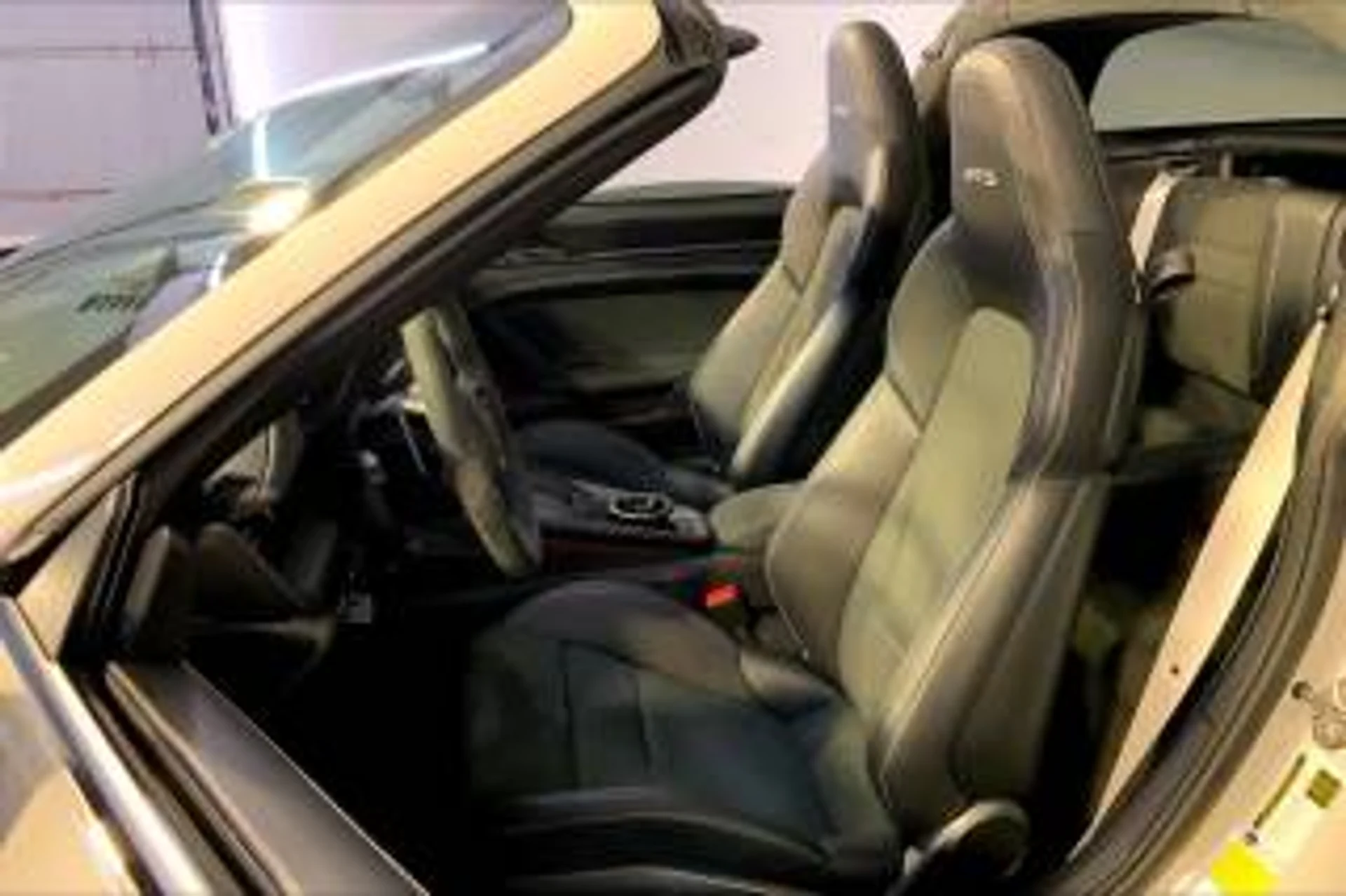 mph057_777834885_320_06d7028668