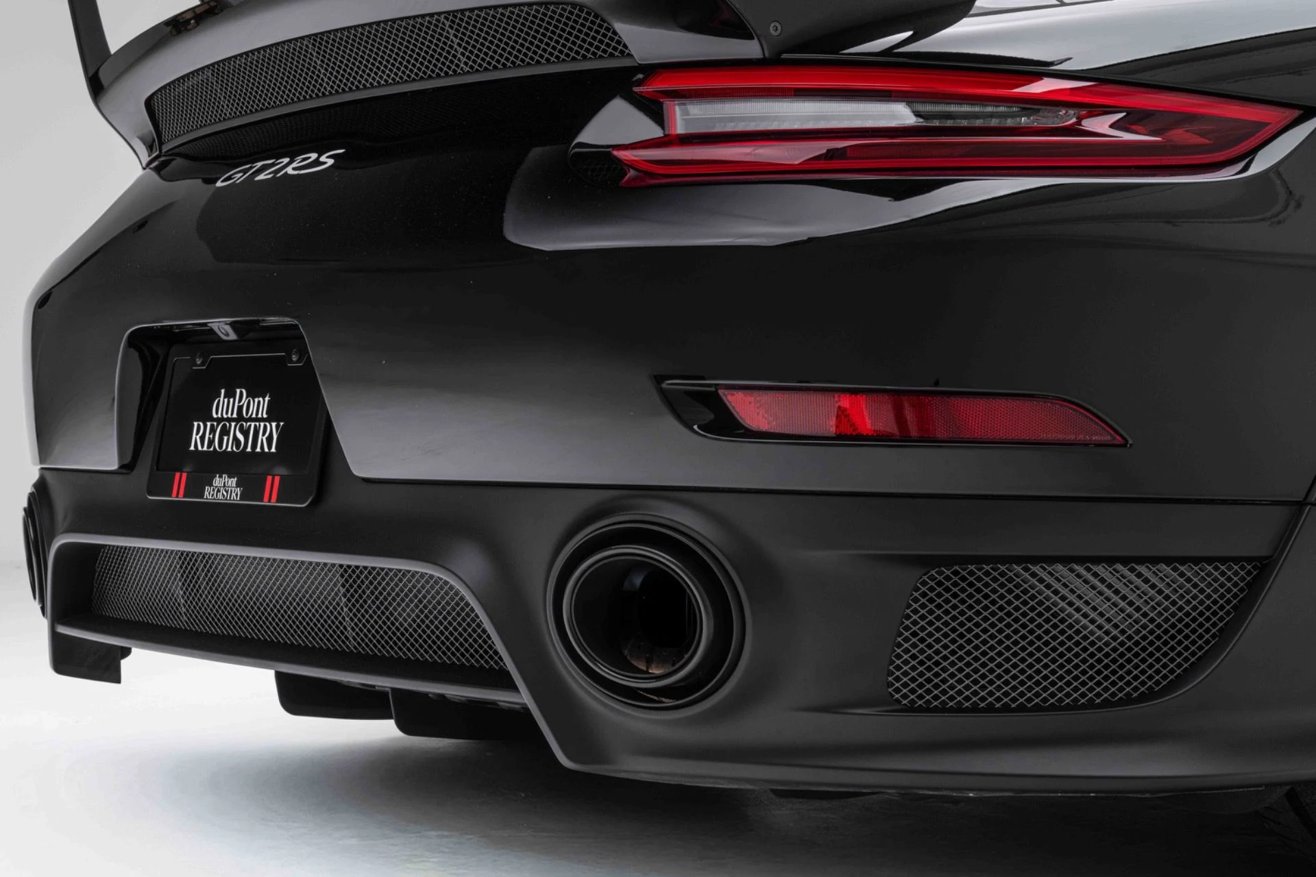 mph057_815258198_Used_2018_Porsche_911_GT_2_RS_1774025670_597585140f