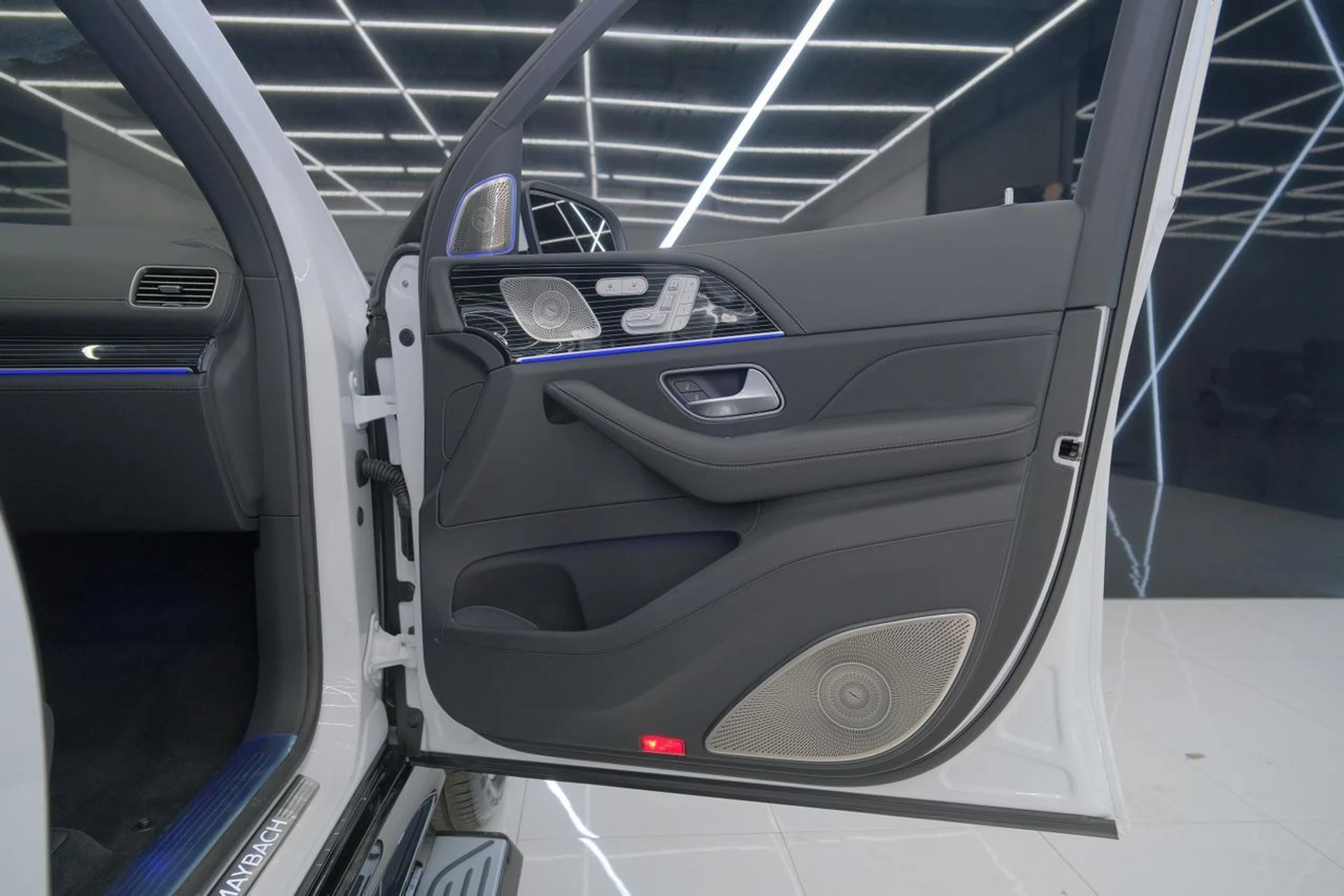 mph057_84117554_9b13016cda1943d42ac1f709839982a0_ee449ef3d4