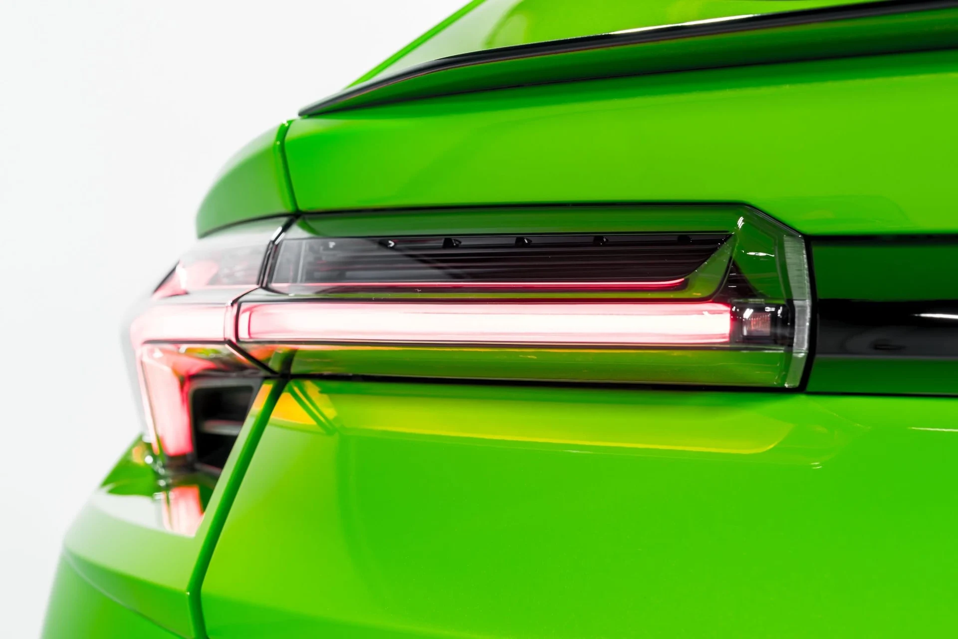 mph057_844713730_443e4da83307f511641d9e646190babax_d041c16506