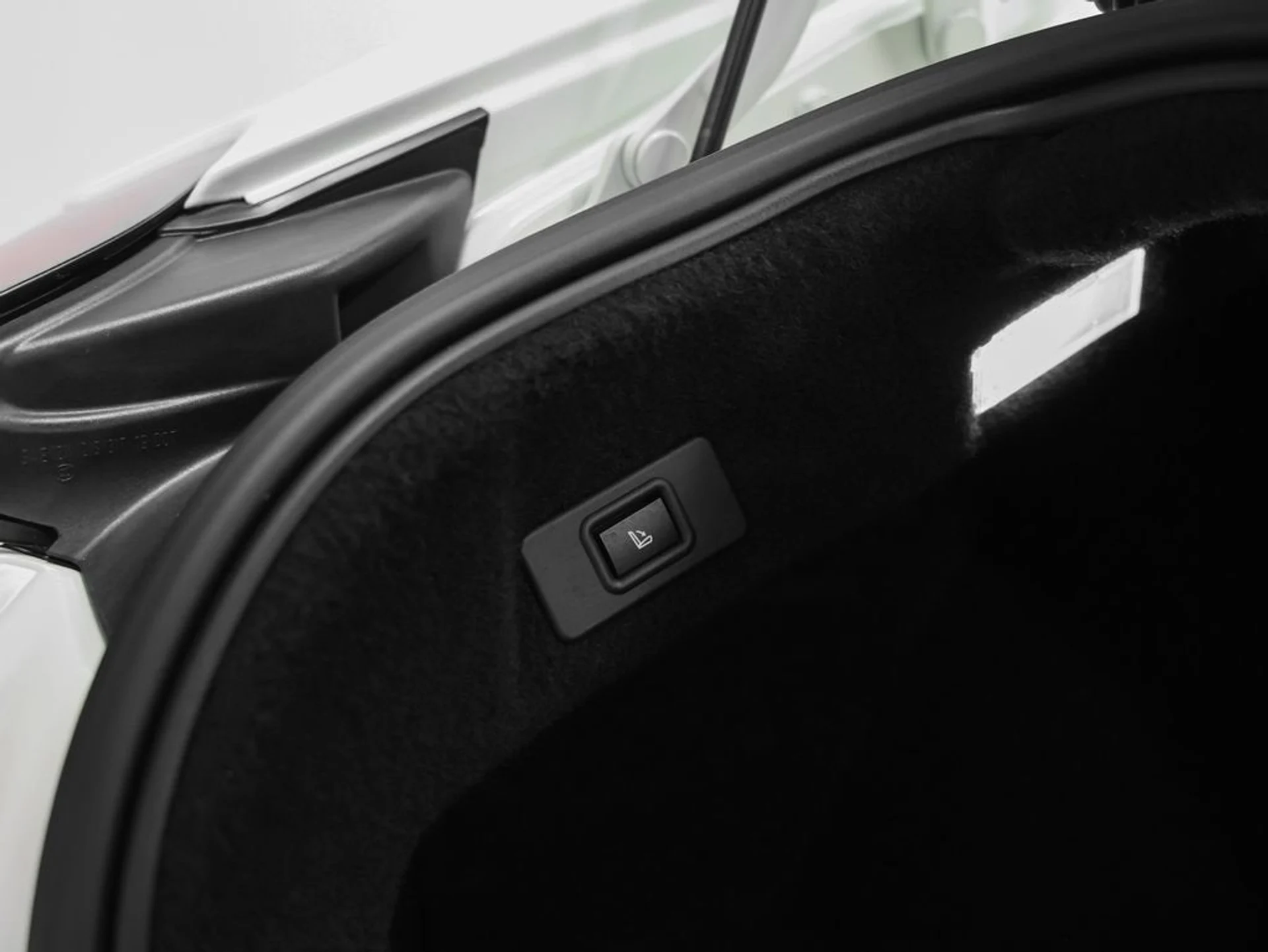 mph057_88205863_58_23422c08ae