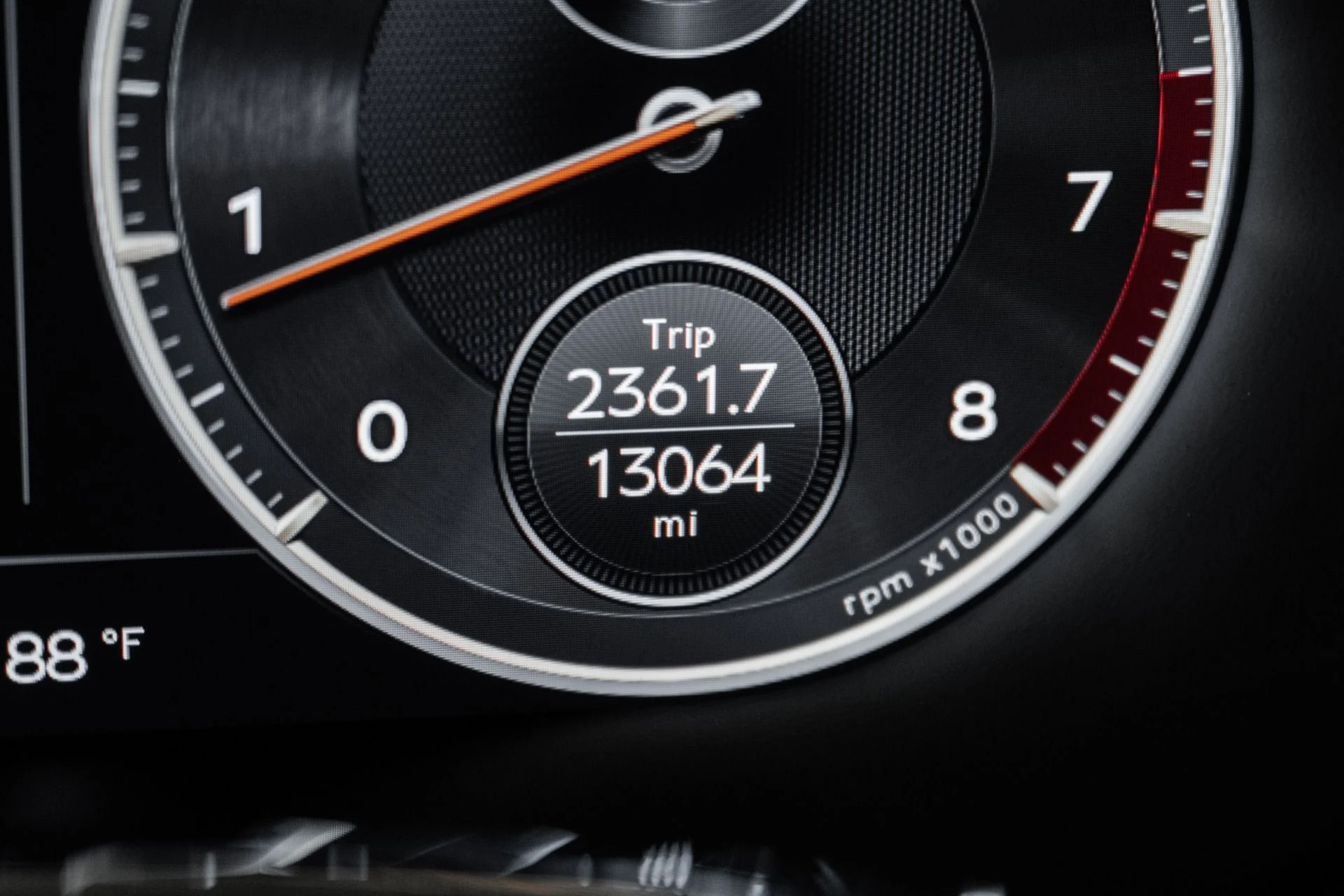 mph057_883020590_Used_2021_Bentley_Flying_Spur_V8_1752848814_f205122556