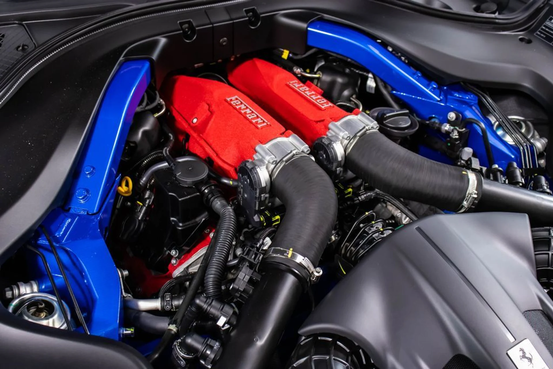 mph057_898452581_c0d3408c91bb44d136e33f48bd3e1ebax_03a778f90e