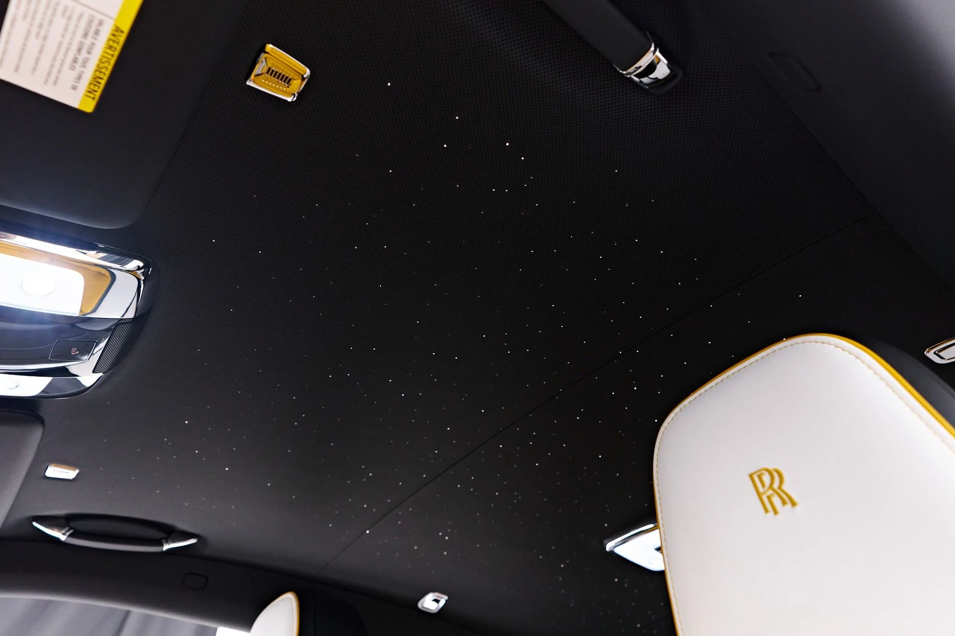 mph057_94954909_Used_2025_Rolls_Royce_Spectre_Base_1753213338_35d1de7938