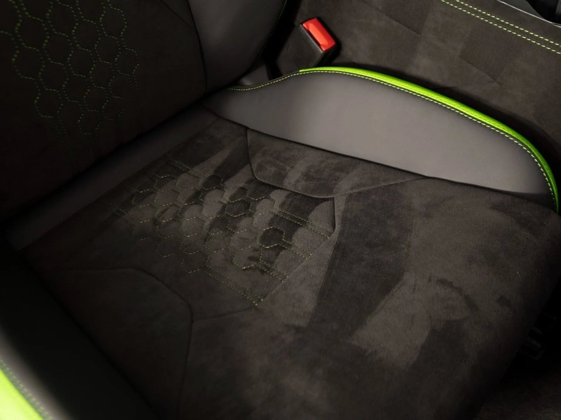 mph057_969047012_d293bf0d80e00cd14163bc20d64e90cax_889d6f8909