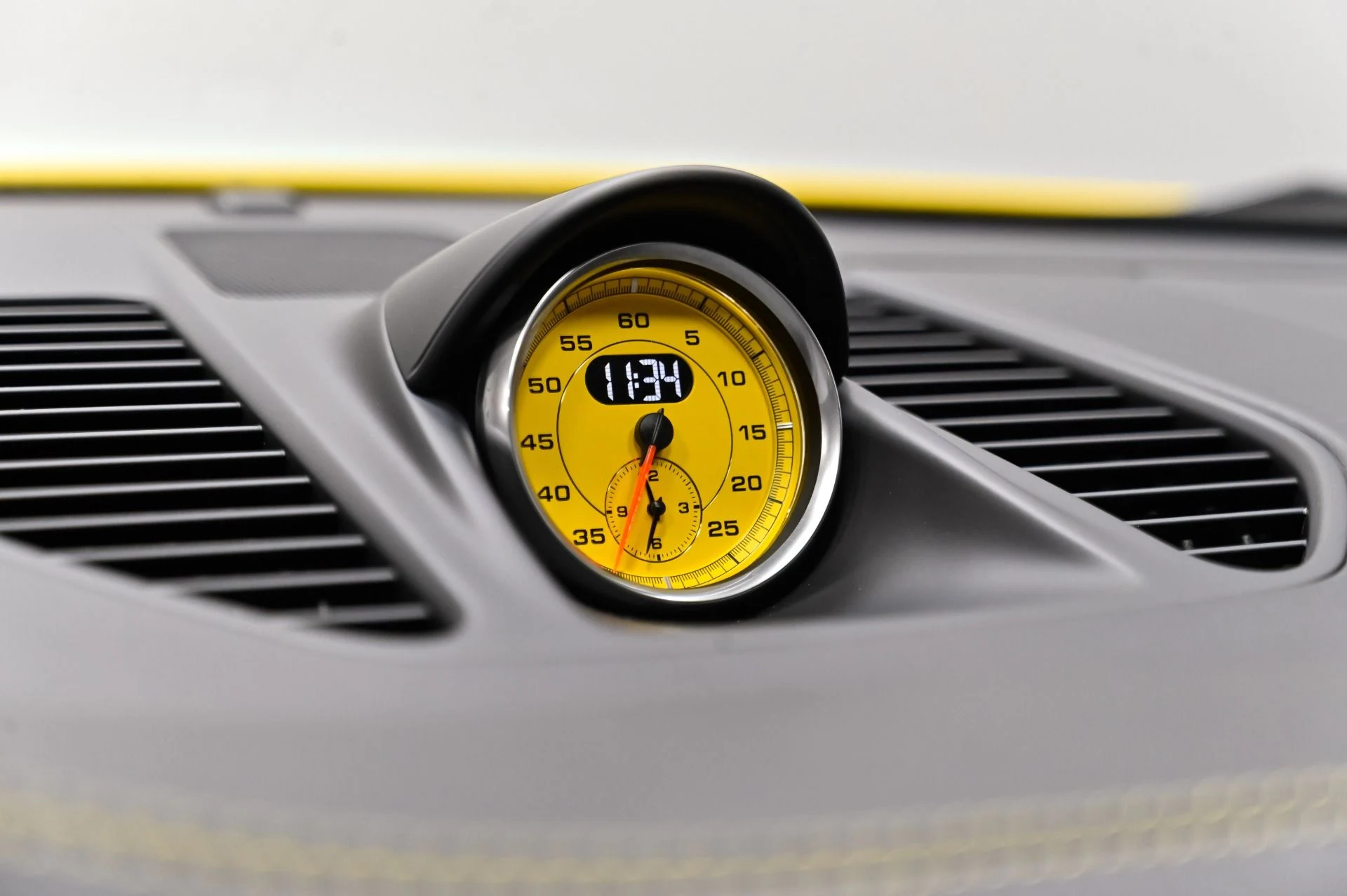 mph057_986919617_Used_2018_Porsche_911_Carrera_T_1790277713_438592e6b7