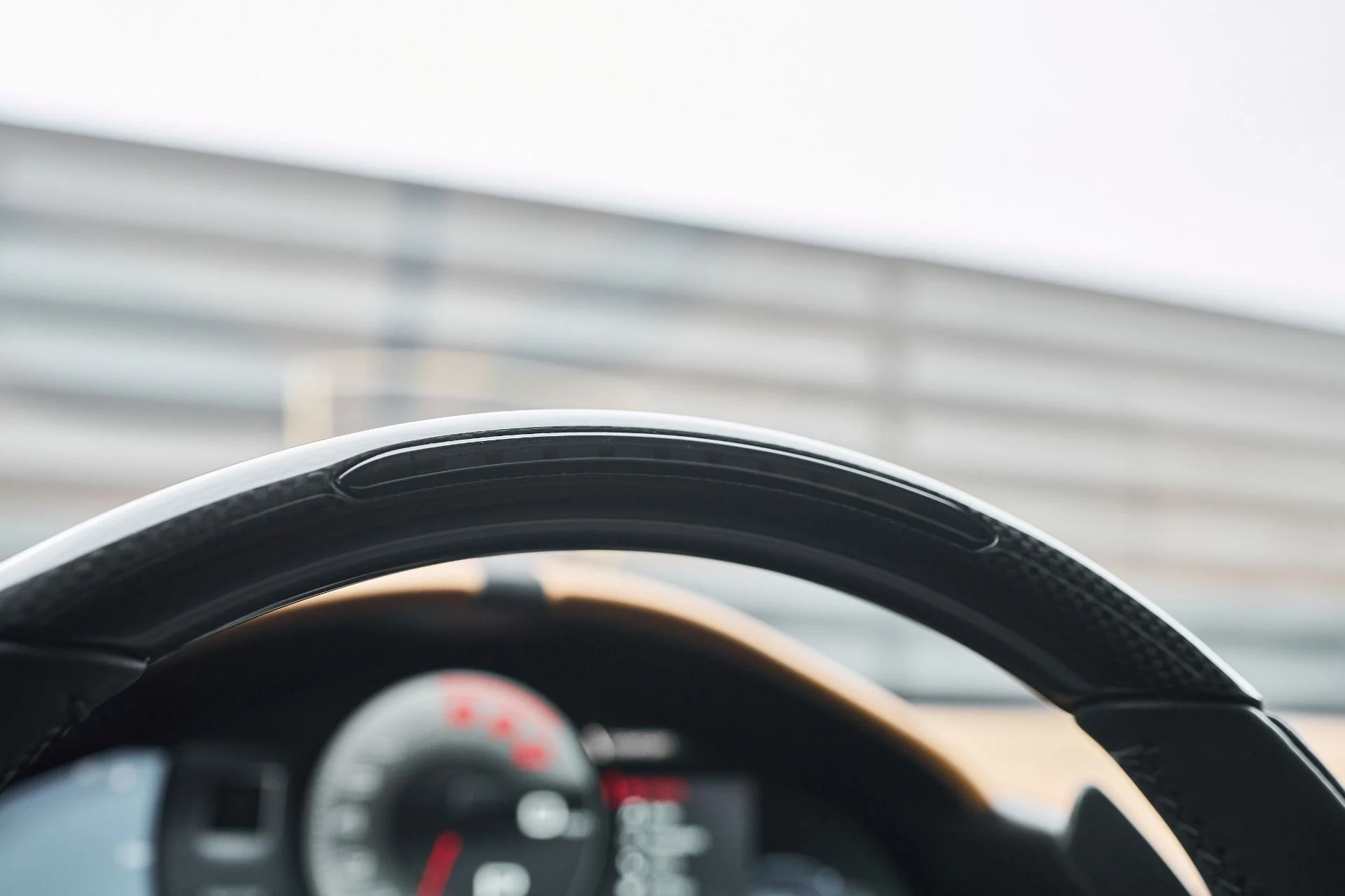 mph057_987201867_Used_2023_Ferrari_Roma_Base_1761599092_826cf36389