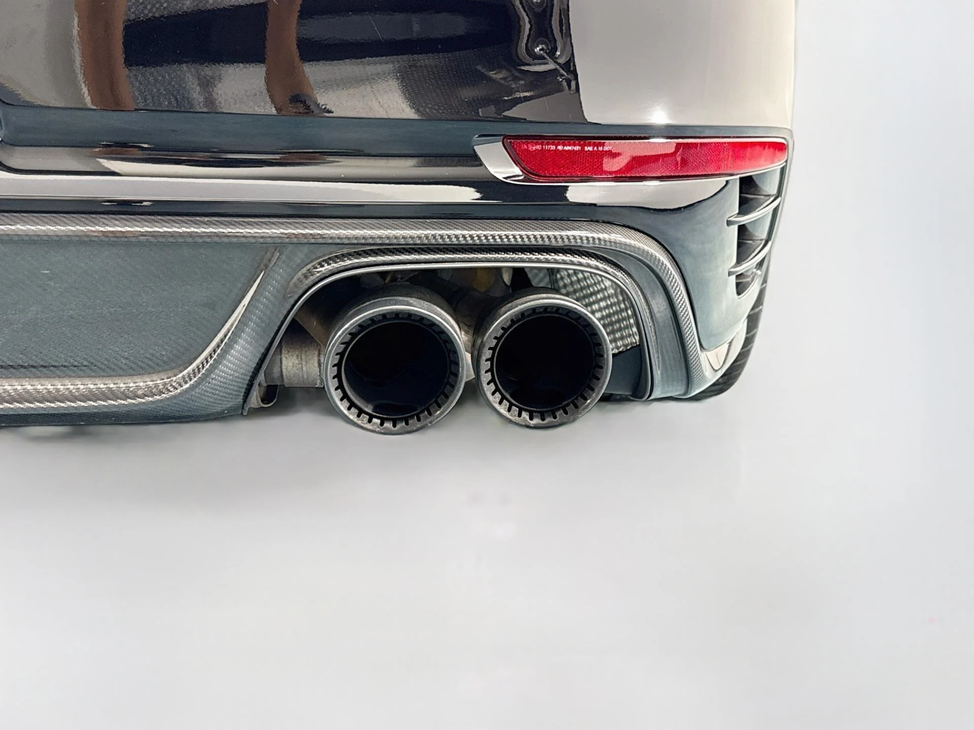 mph058_1004298708_Used_2018_Porsche_911_Turbo_S_Exclusive_Series_1789771443_1119f1c899